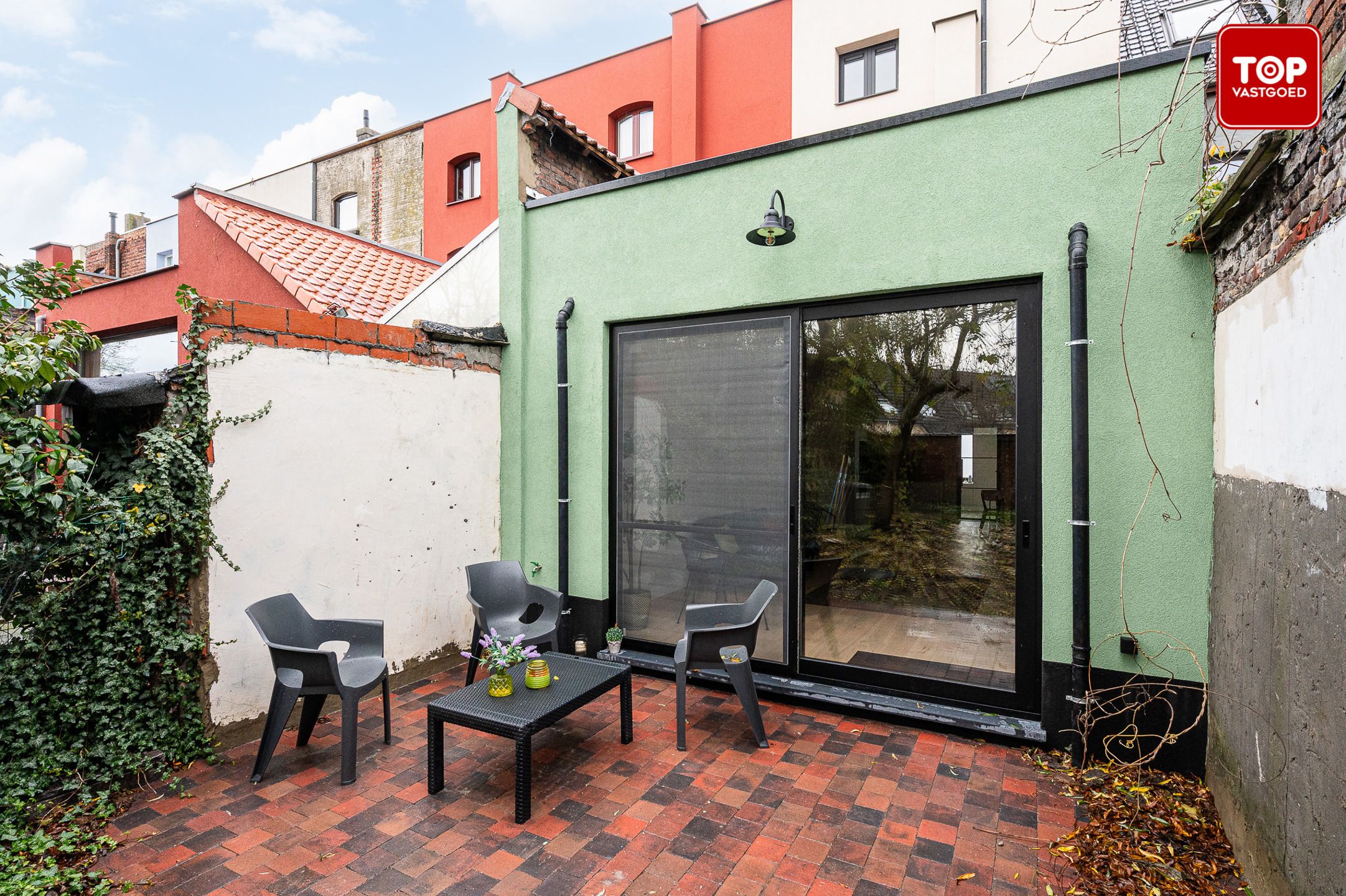 Top gerenoveerde gezinswoning in Mariakerke foto 34