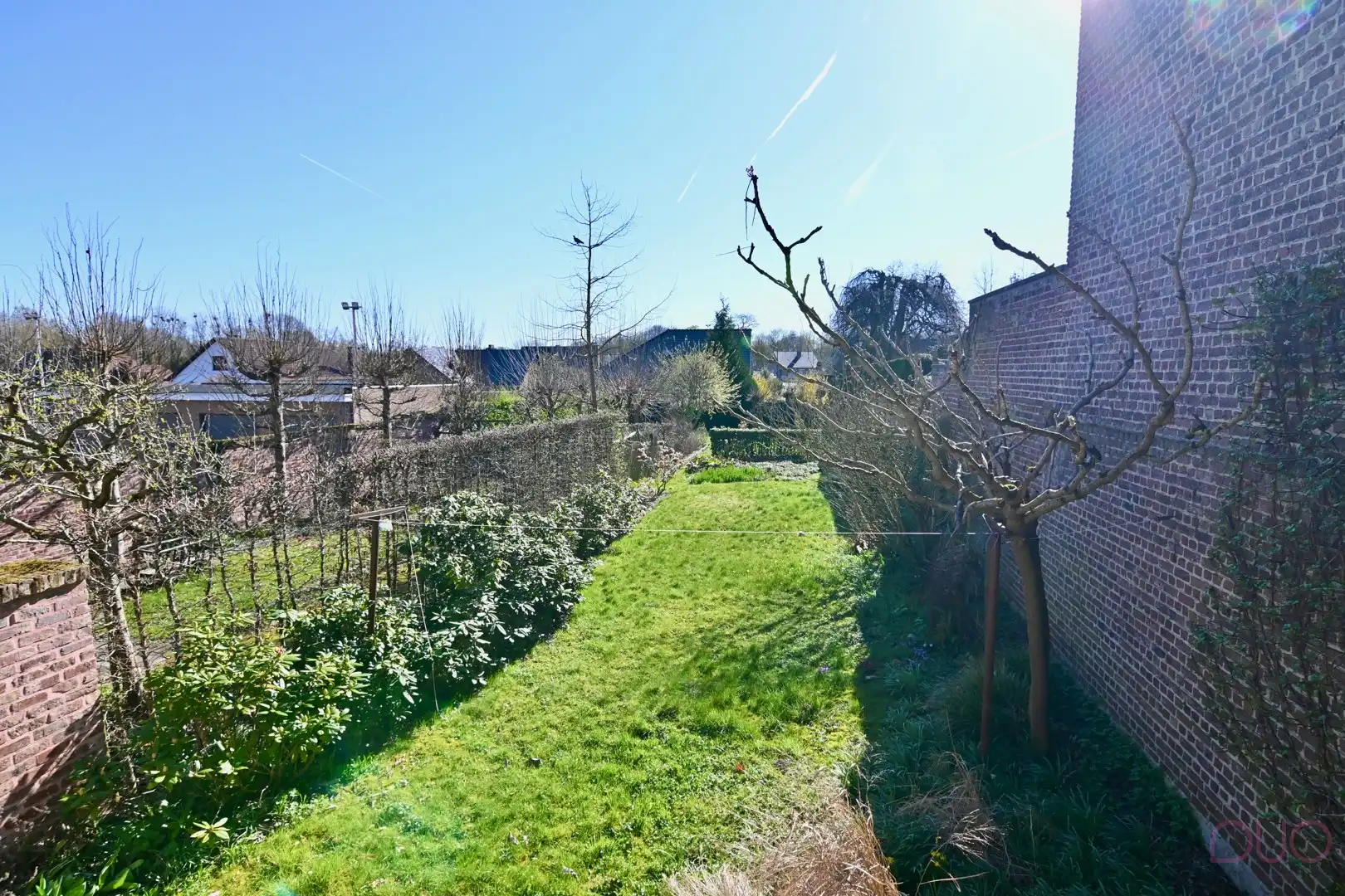 Ruime stadswoning met tuin in het centrum van Landen. foto 27