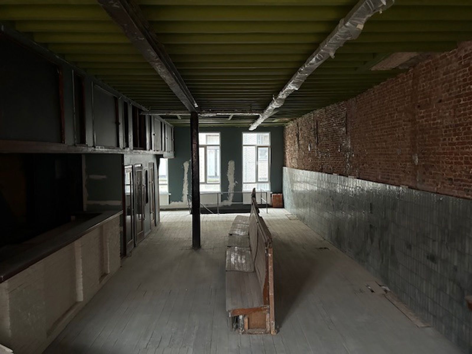 Uniek horecapand met charme te huur foto 9