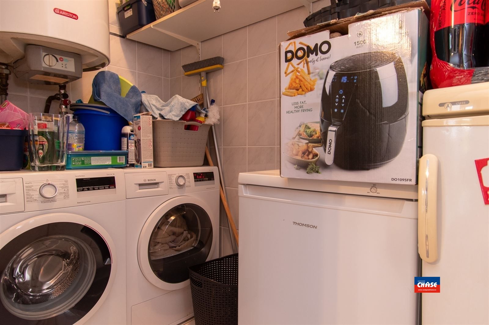 Knap appartement met twee grote slaapkamers, ruim zonnig terras en kelder foto 15