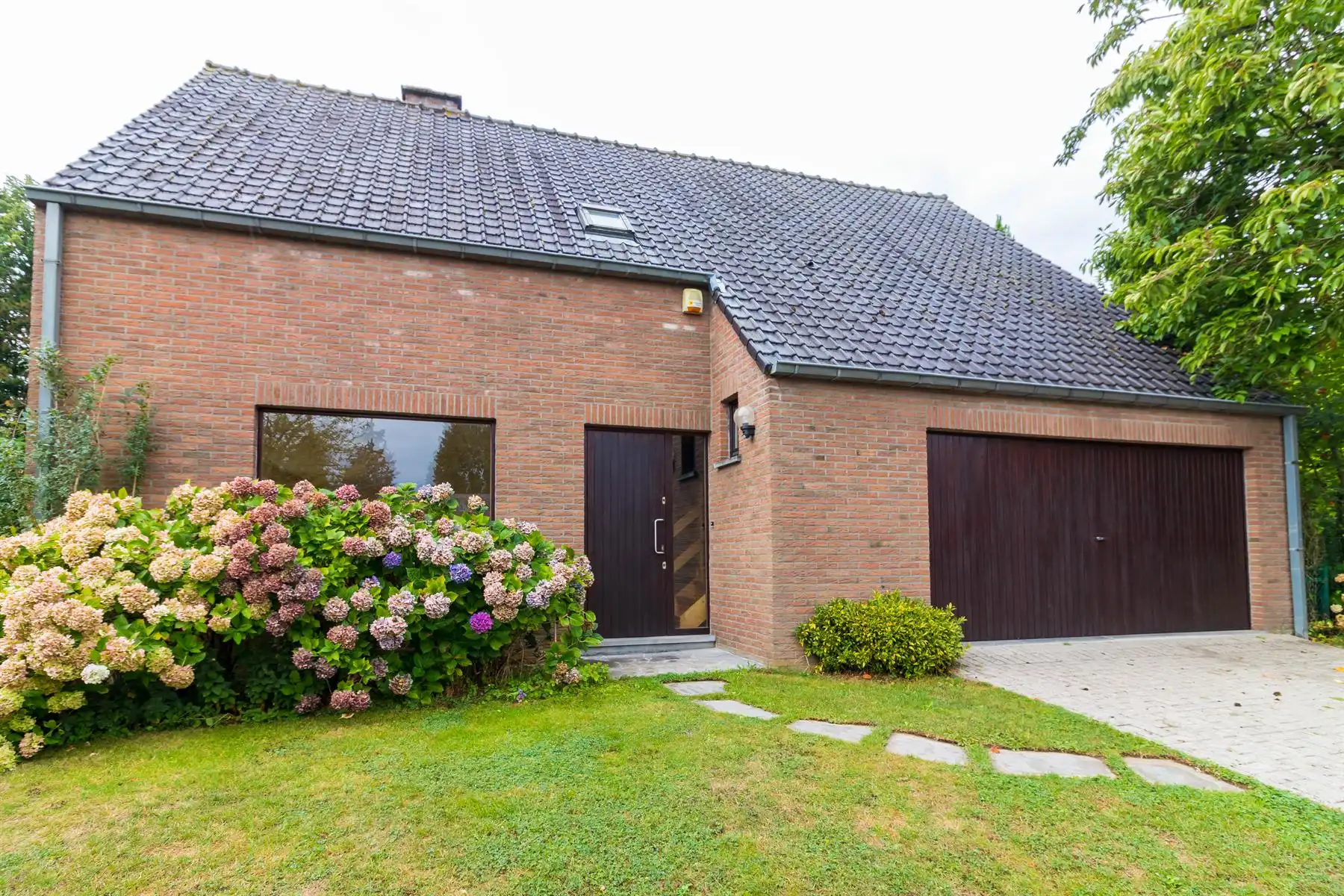 Villa te huur foto {{pictureIndex}}