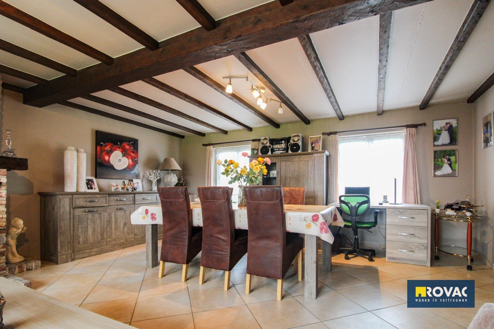TOPPER! Landelijk gelegen woning met garage op 1684 m² foto 12