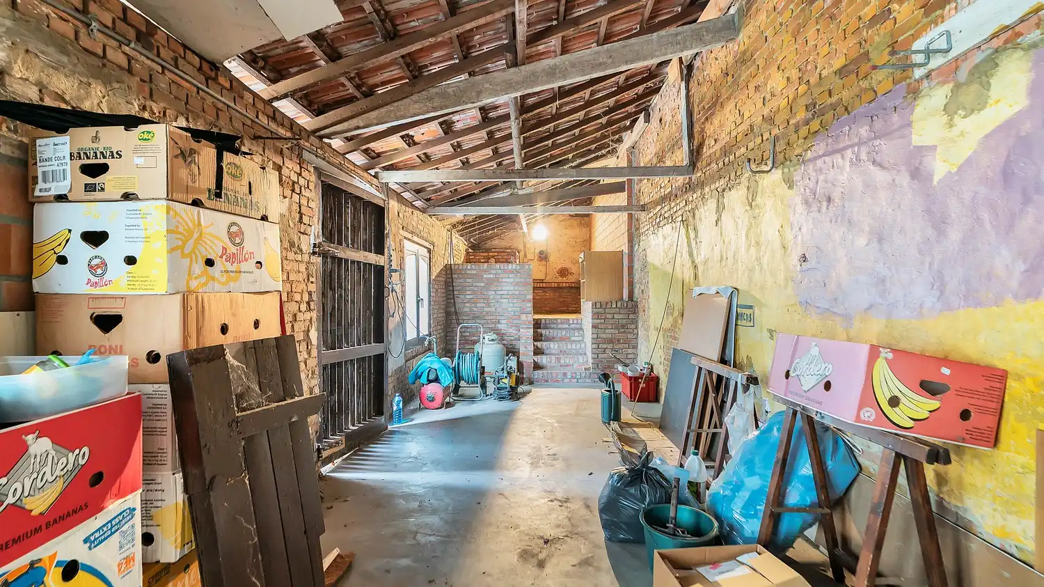 Charmante halfopen gezinswoning met 3 slaapkamers, aangebouwd bijgebouw en perceel van 609 m² foto 15