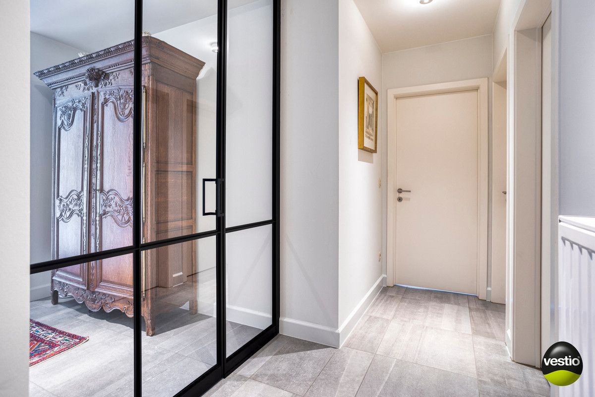 LUXUEUS APPARTEMENT VAN 147M² MET 2 SLK EN RUIM TERRAS IN CENTRUM. foto 5