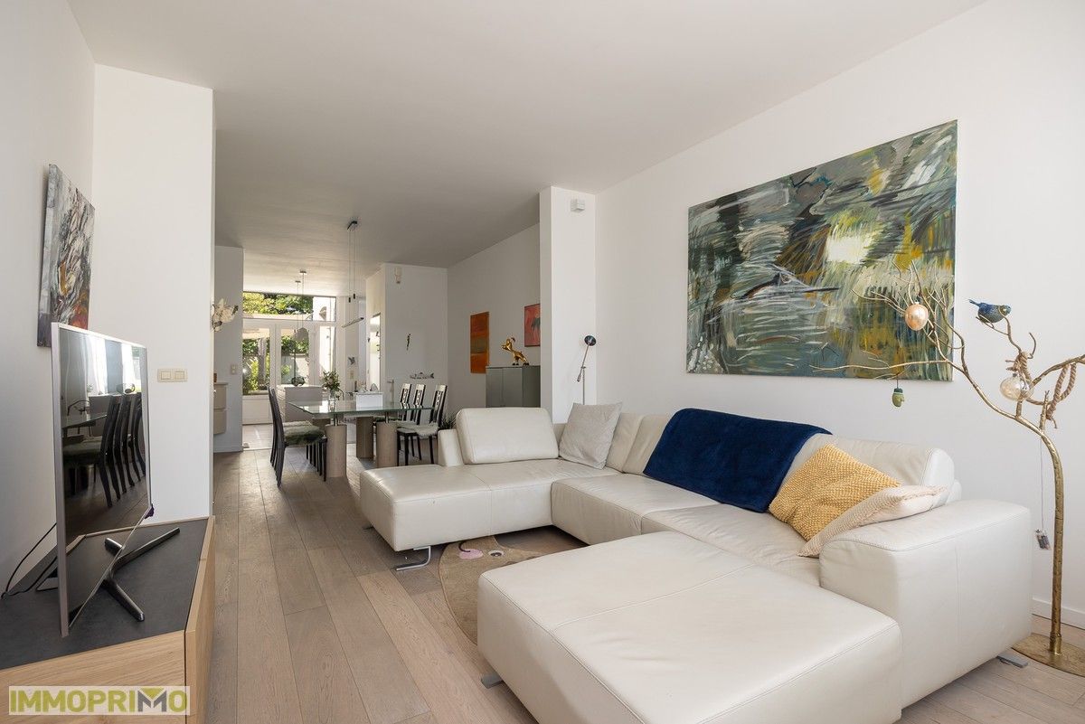 Ruim en stijlvol 1-slaapkamerappartement met zuidtuin en terras foto 9