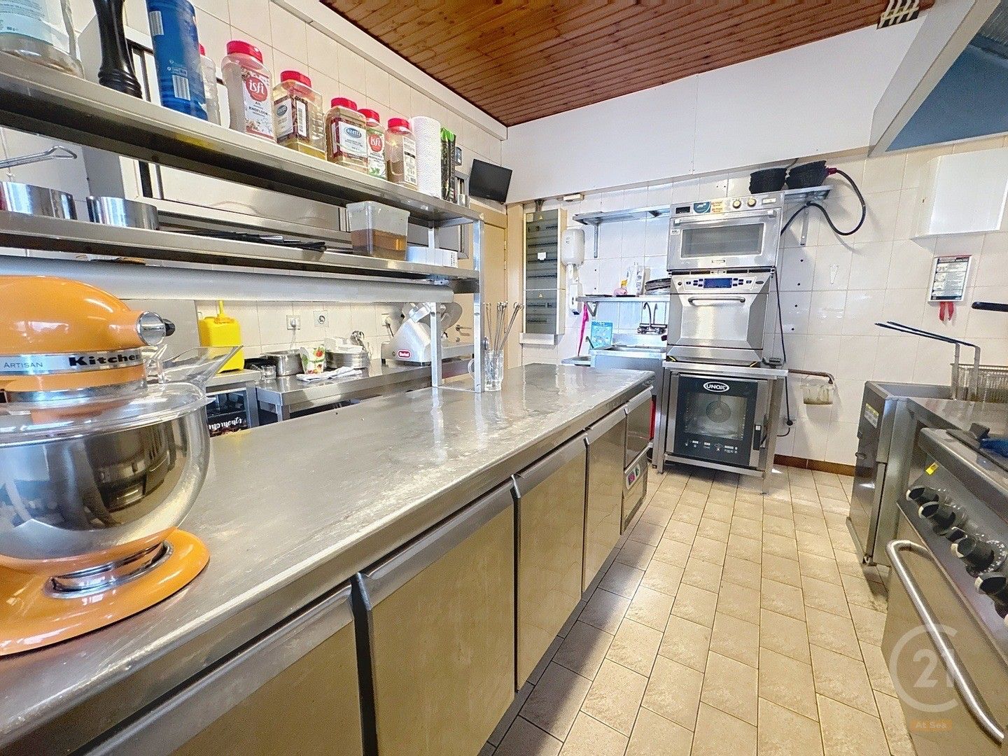 Instapklare horecazaak met woonst op toplocatie in Westende foto 17