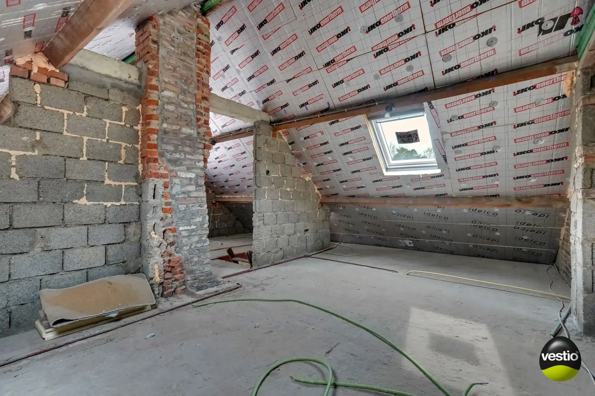 DEELS GERENOVEERDE WONING MET TOPLIGGING OP DE BRET foto 38