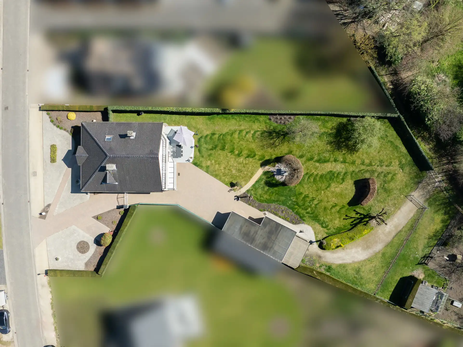 Ruime woning in oase van rust met prachtige tuin foto 28