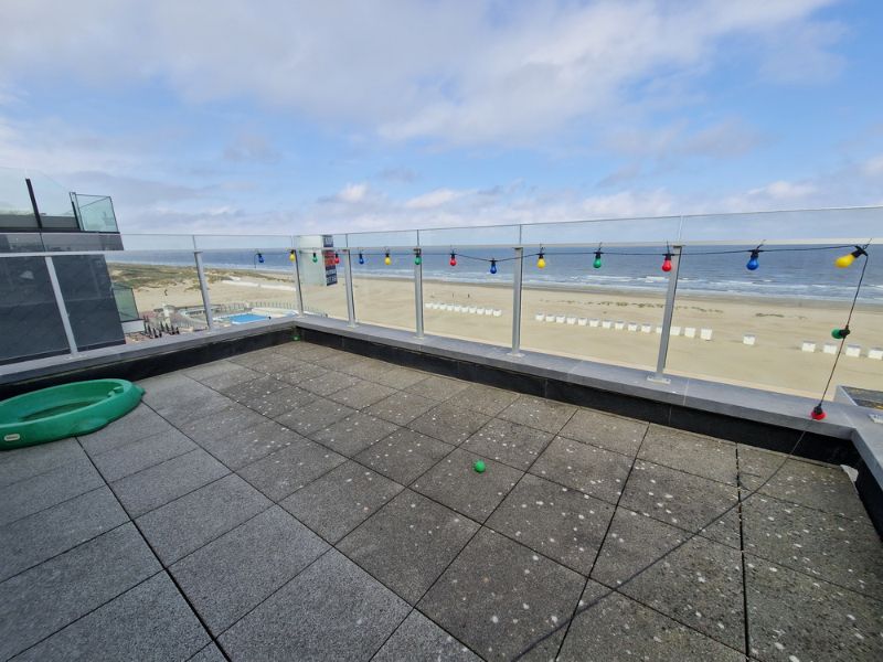 Penthouse op de Zeedijk van Oostduinkerke foto 2