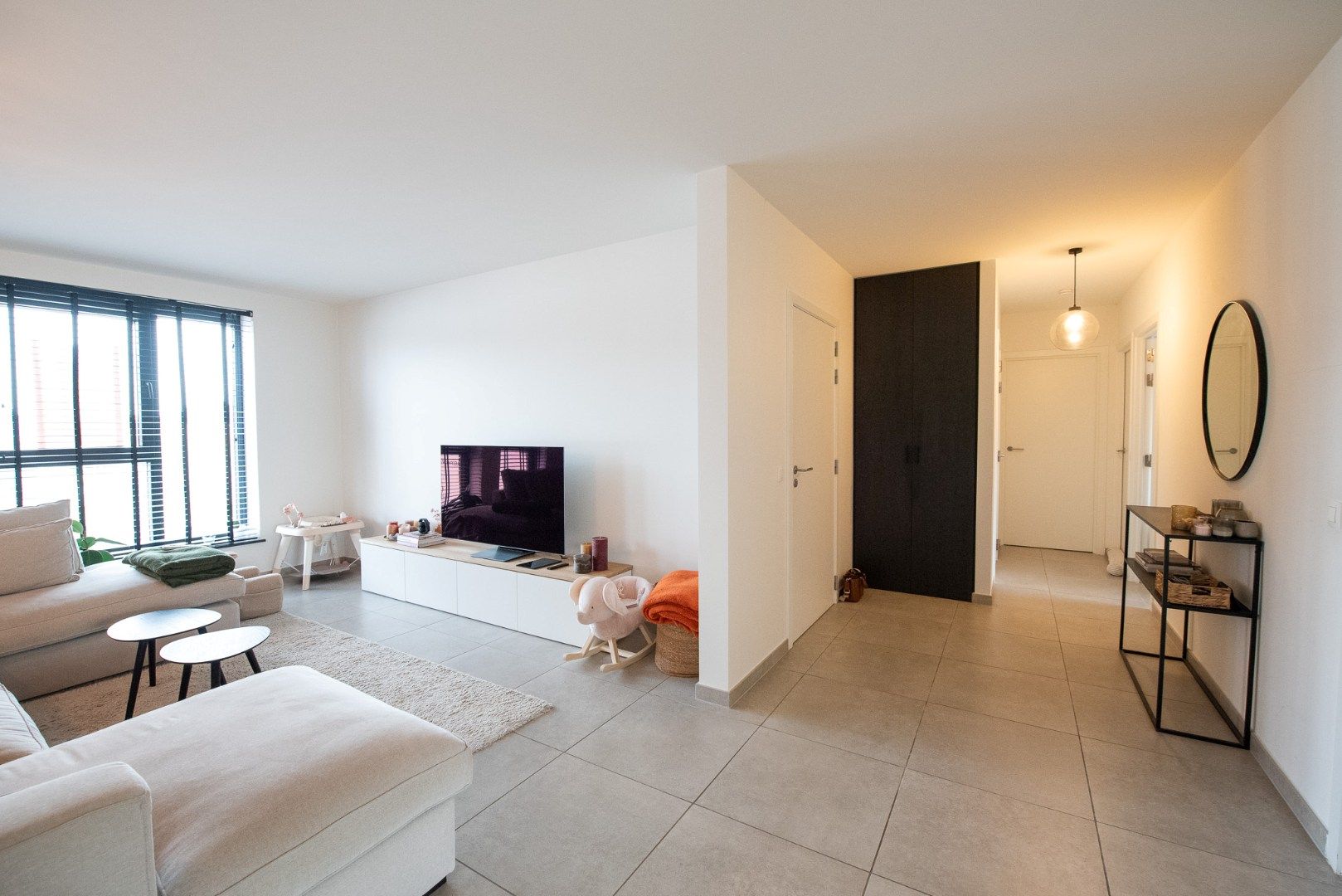 Topper! Ruim 3 gevel-appartement van 118 m² met ruim terras van 21,5 m² en parkeerplaats te Sint-Eloois-Vijve foto 7