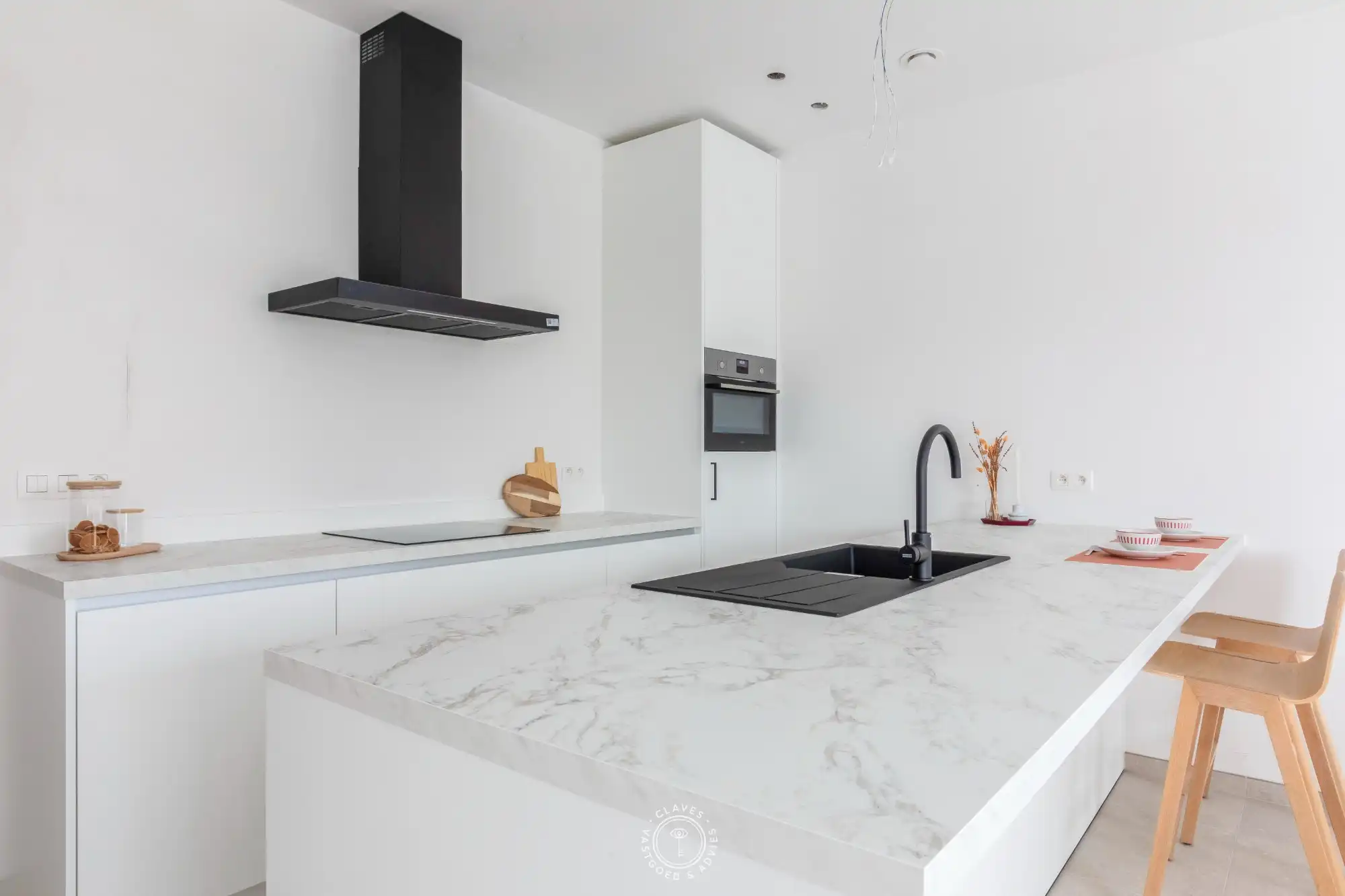 Grandioos gelijkvloers appartement met privatieve tuin foto 10