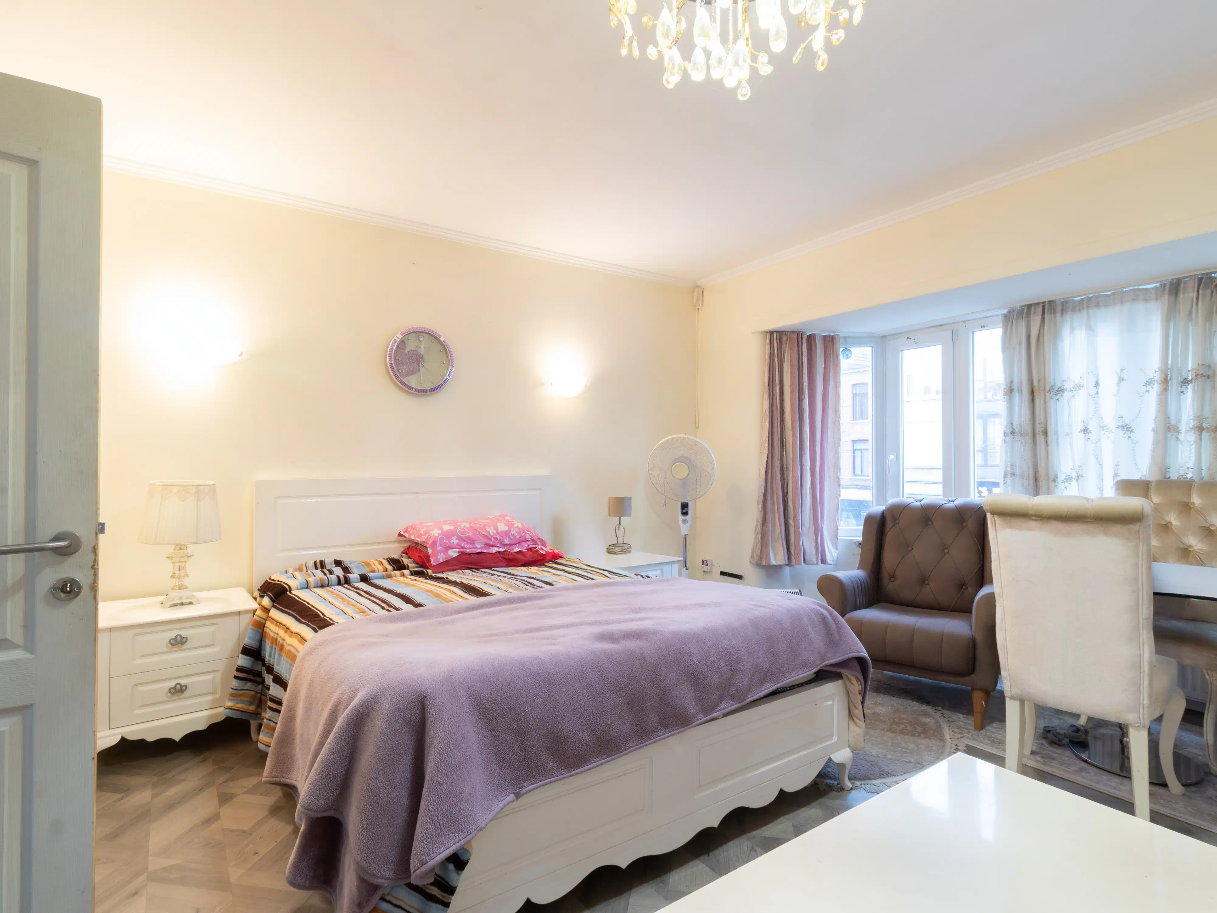 Handelspand met 2 appartementen op toplocatie foto 2