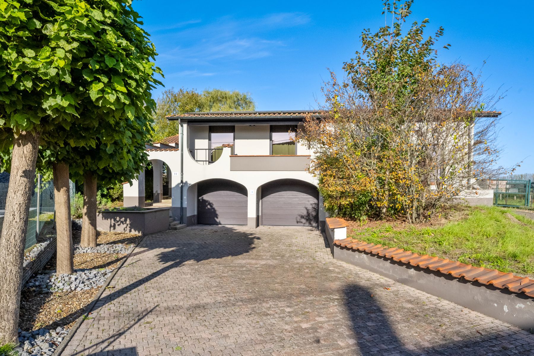 VILLA MET 4 SLPK EN CENTRALE LANDELIJKE LIGGING  foto 6