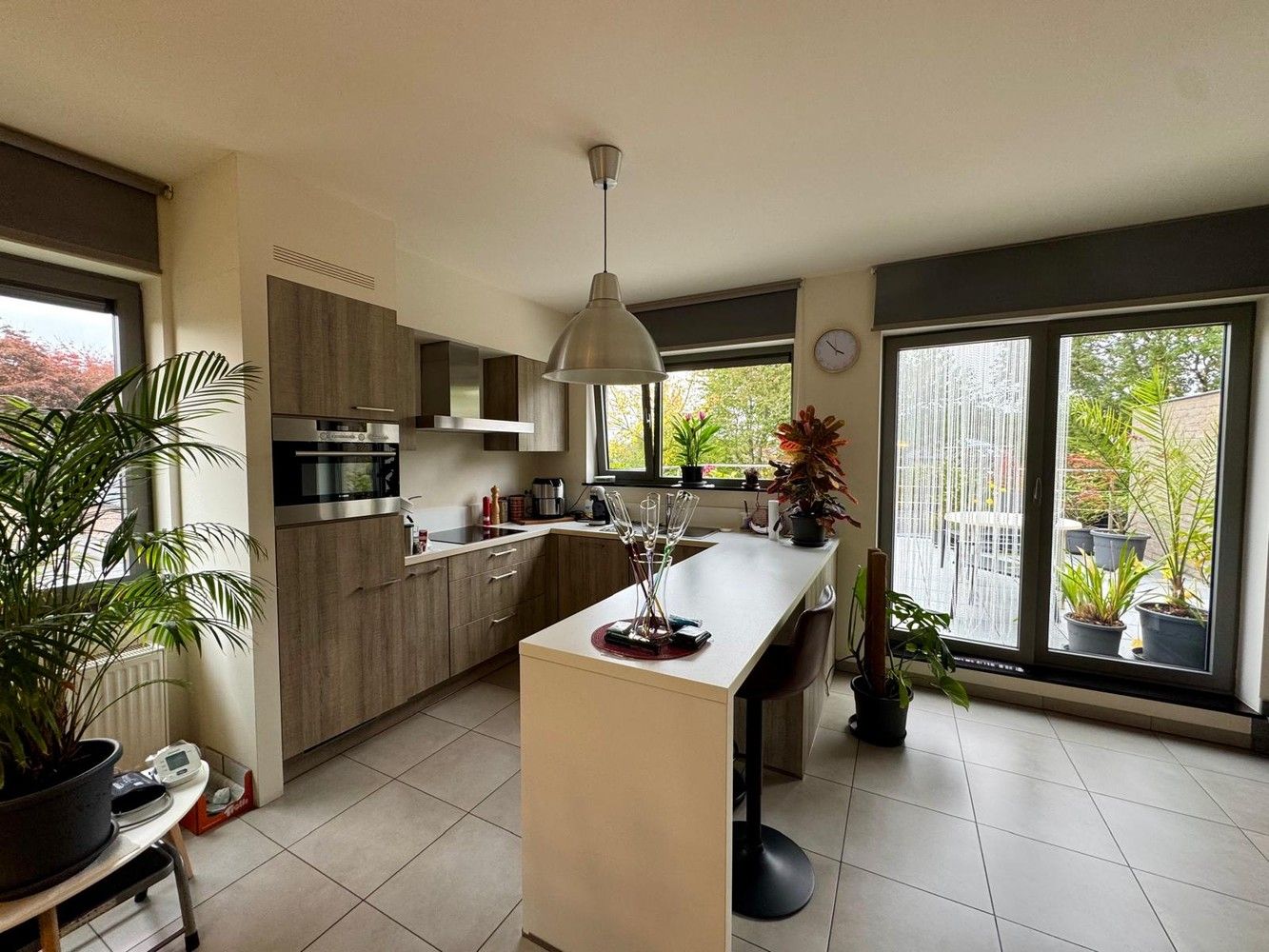 RUIM DUPLEX APPARTEMENT MET TERRAS foto 5