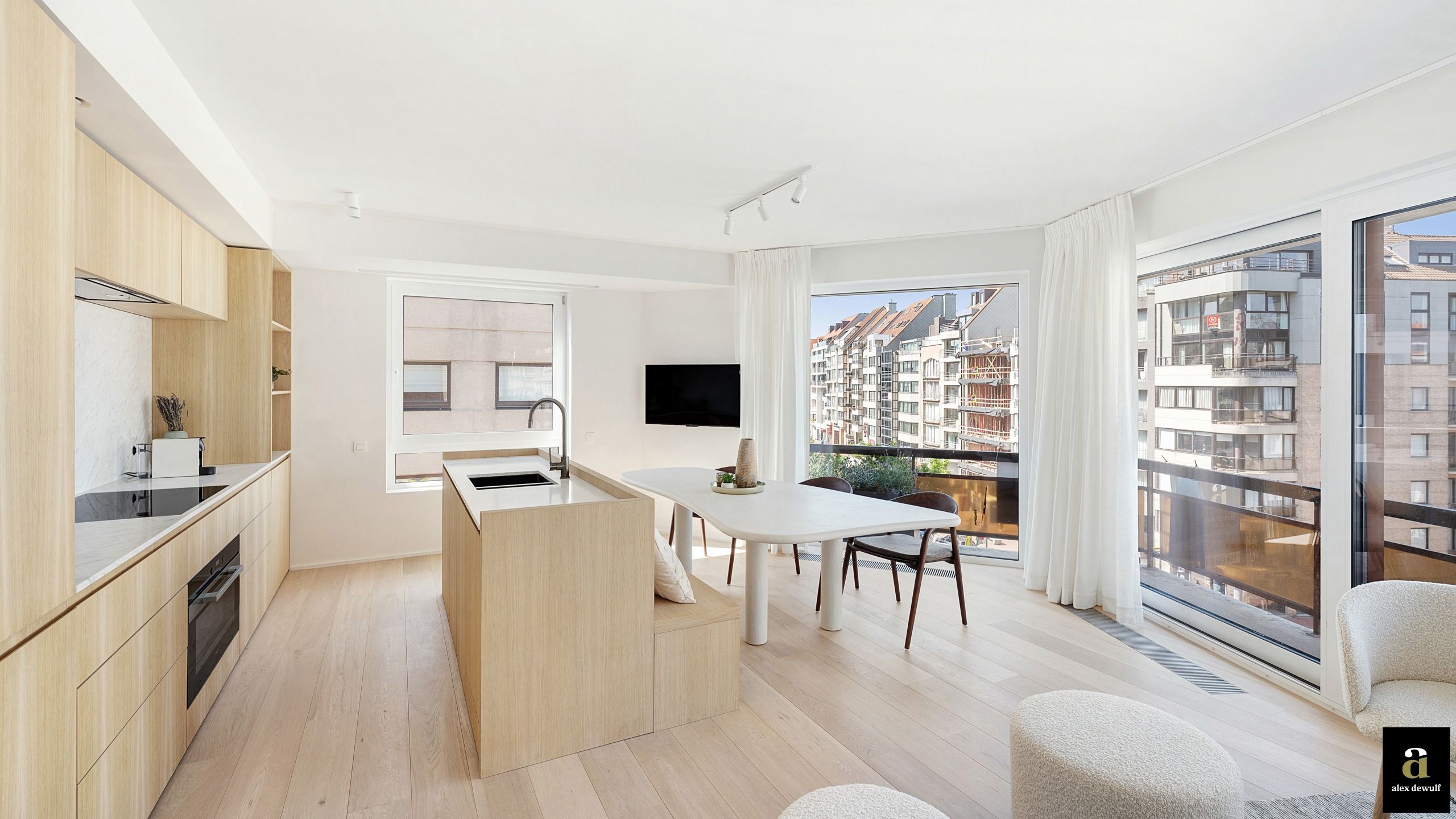 Lichtrijk 3-slaapkamer appartement [Zoutelaan - Lippenslaan] foto 3