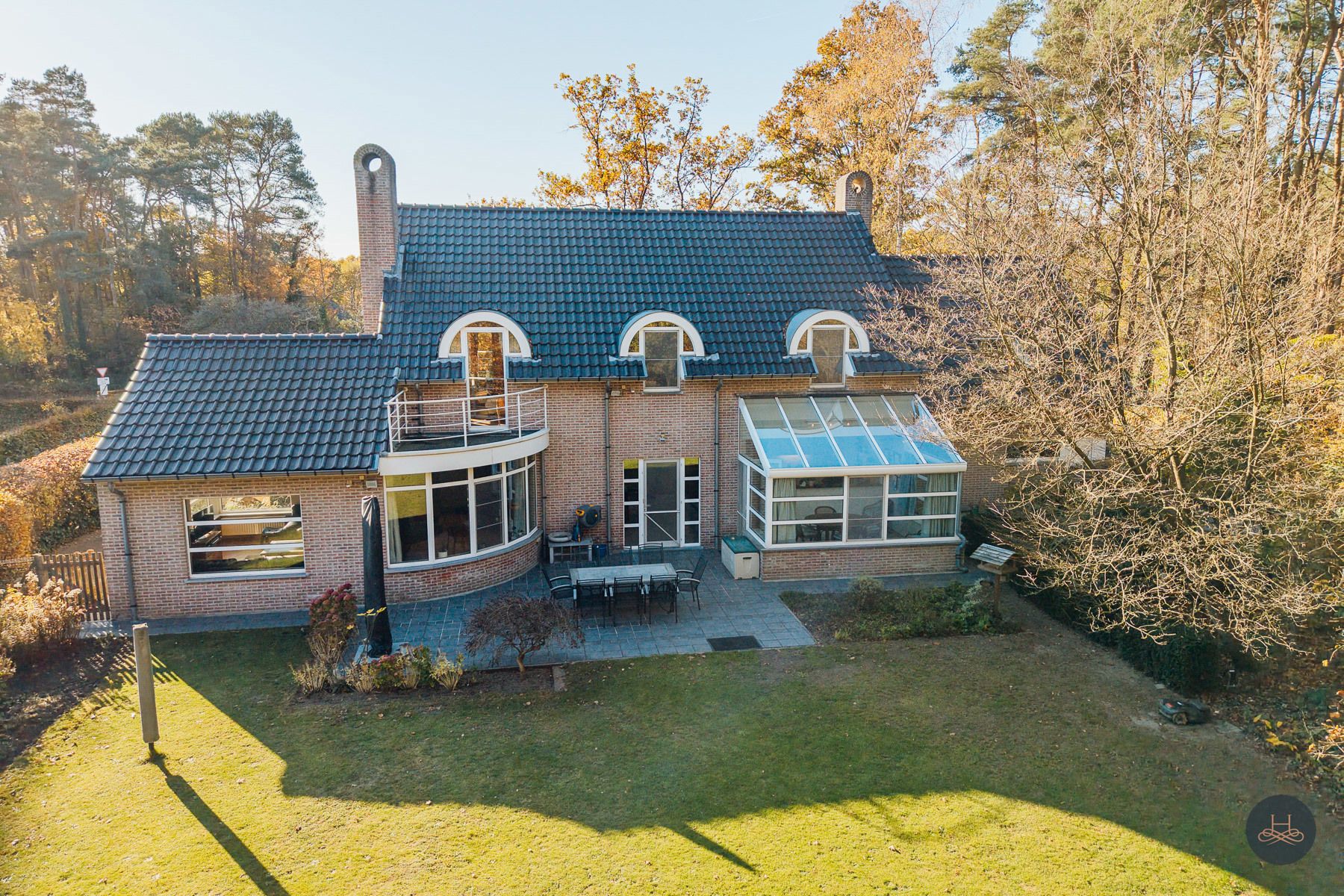 Imposante, zuinige villa in het groen met een open zicht  foto 37