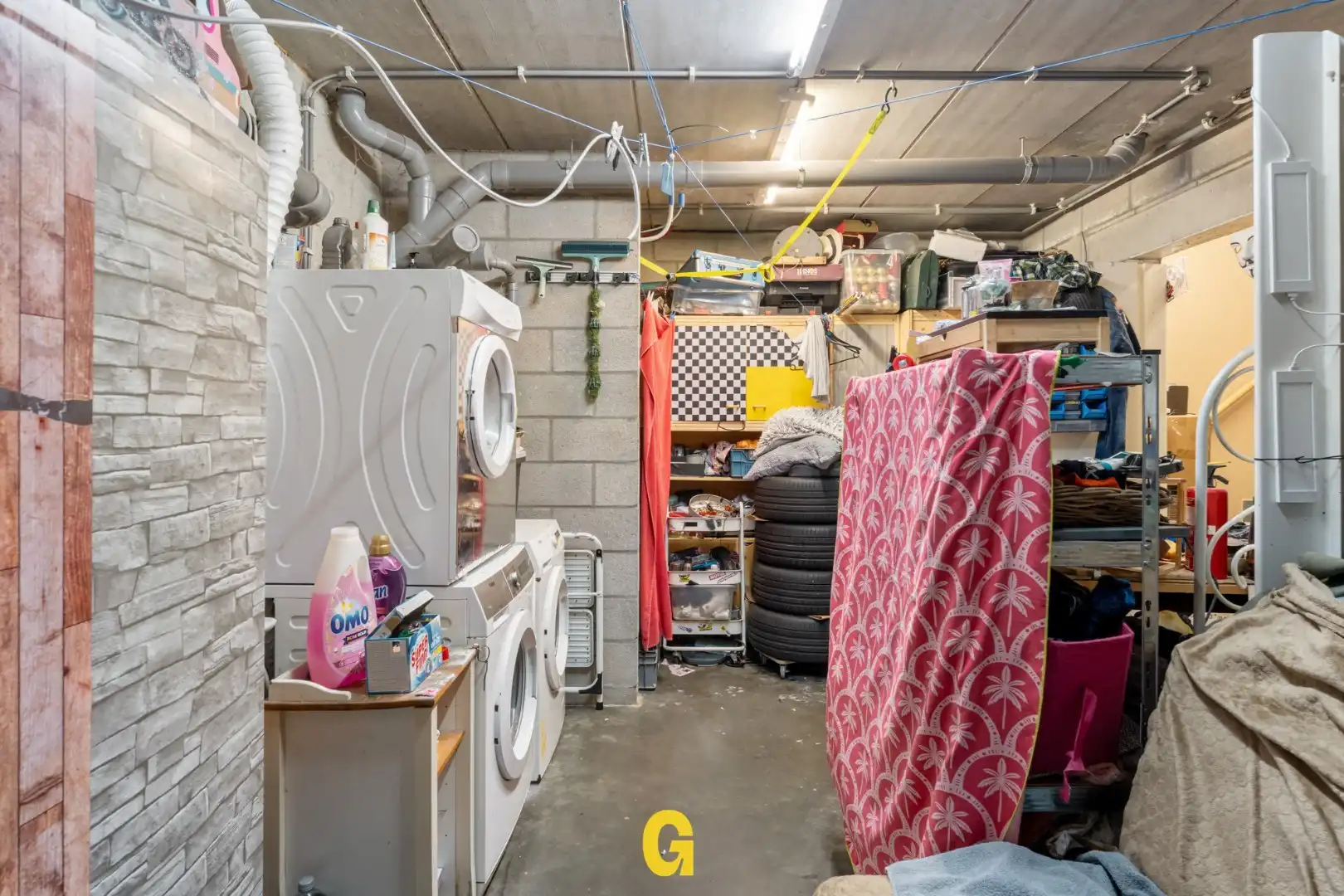 Knap afgewerkt triplex appartement met 4 slaapkamers, 2 badkamers en standplaats met ruime kelderberging  foto 30
