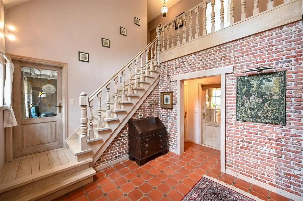 Instapklare villa met zwemvijver foto 12