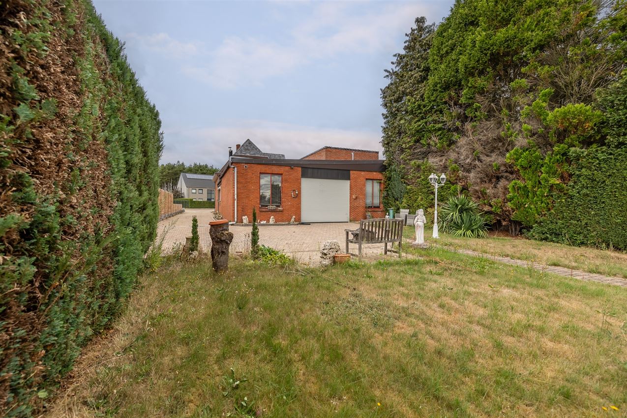 Charmante woning OB op 8are74 met loods foto 42