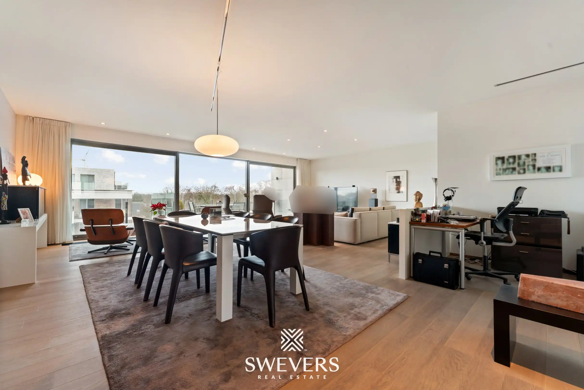 Zeer ruim appartement met zonrijk terras en dubbele garage te Hollandsveld foto 2