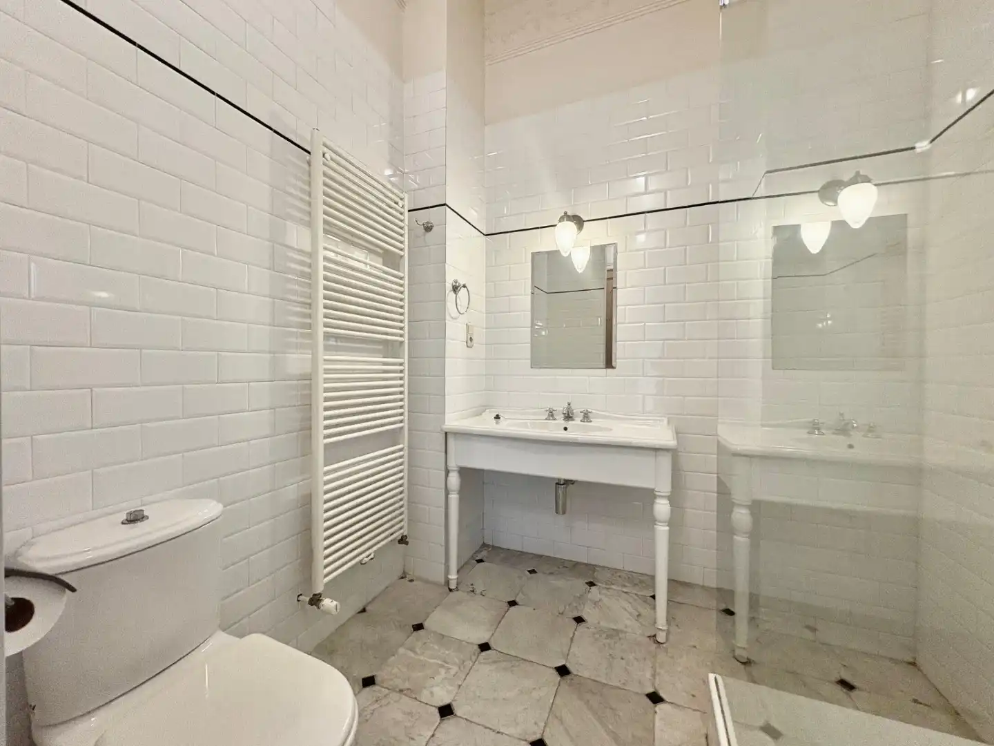 Comfortabel 2-slaapkamerappartement met 2 badkamers foto 13