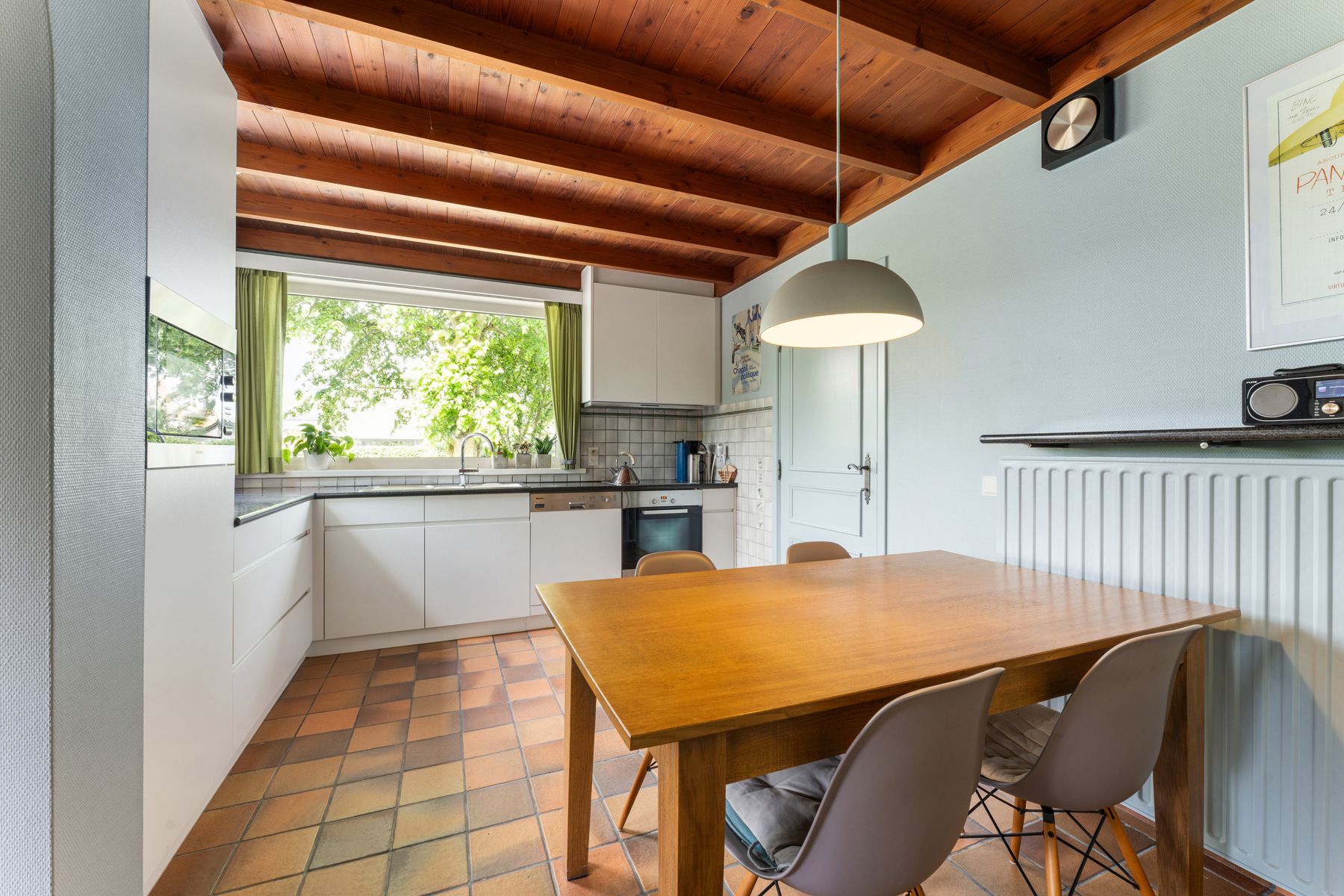 Charmante en rustig gelegen woning op 583 m² foto 11