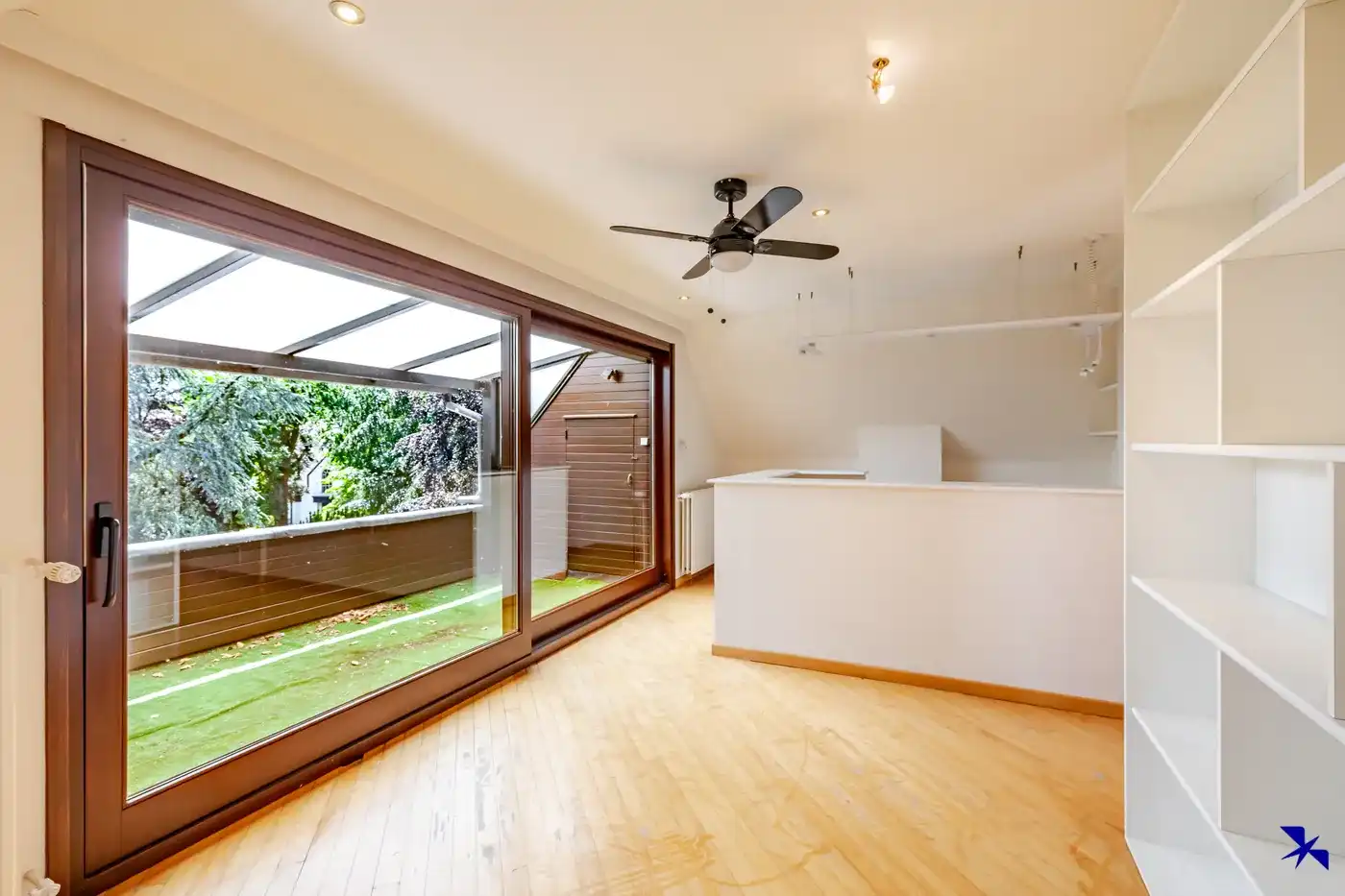 Karaktervolle villa met 5 slpks, dubbele garage en tuin foto 21
