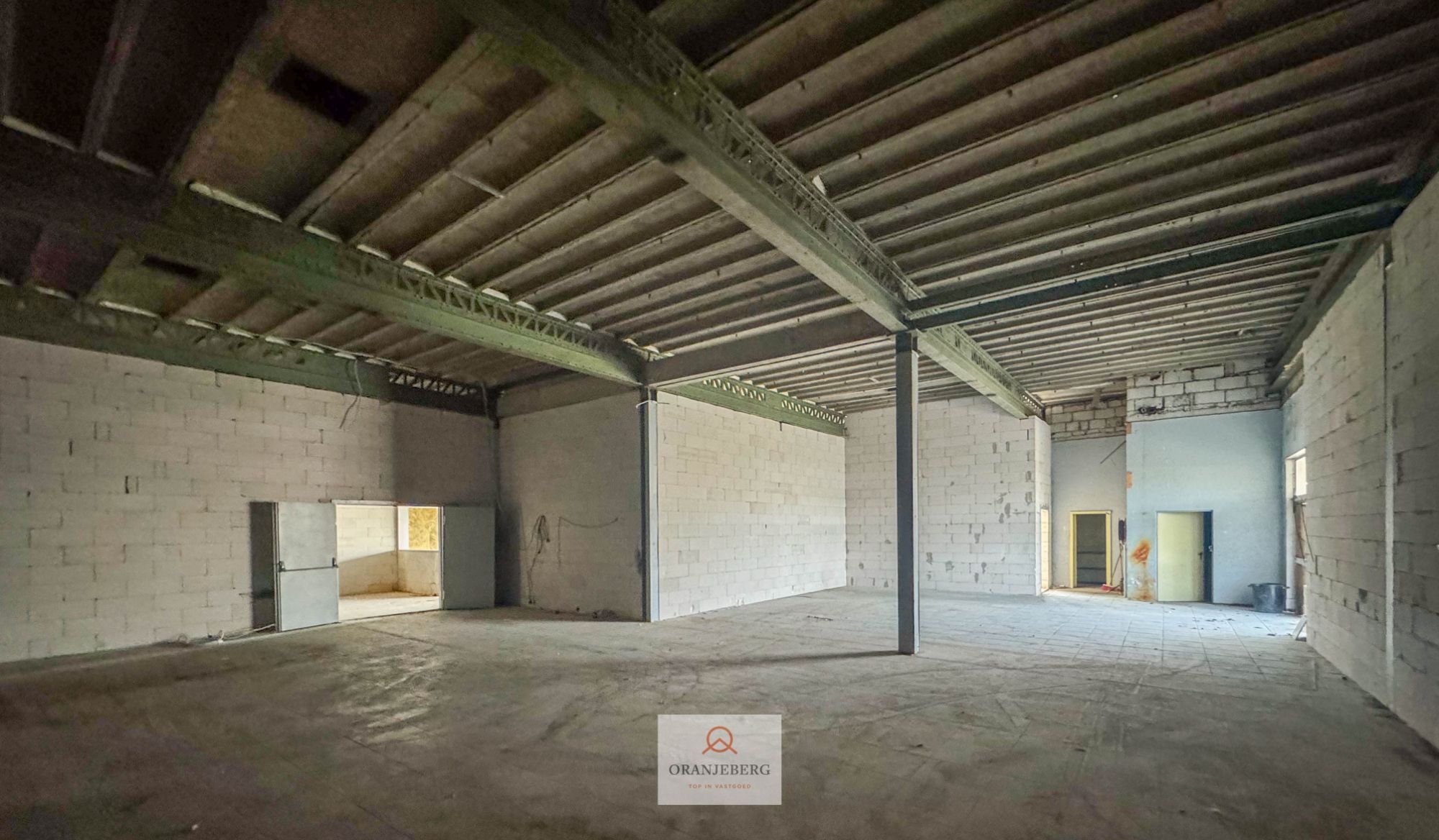 Magazijn (433,77 m²) te huur in Gent foto 6