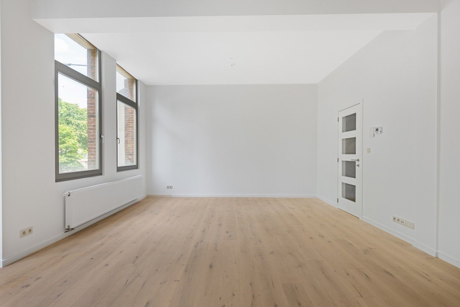 Prachtig gerenoveerd appartement met 2 slaapkamers in rustige straat te koop te Antwerpen foto 8