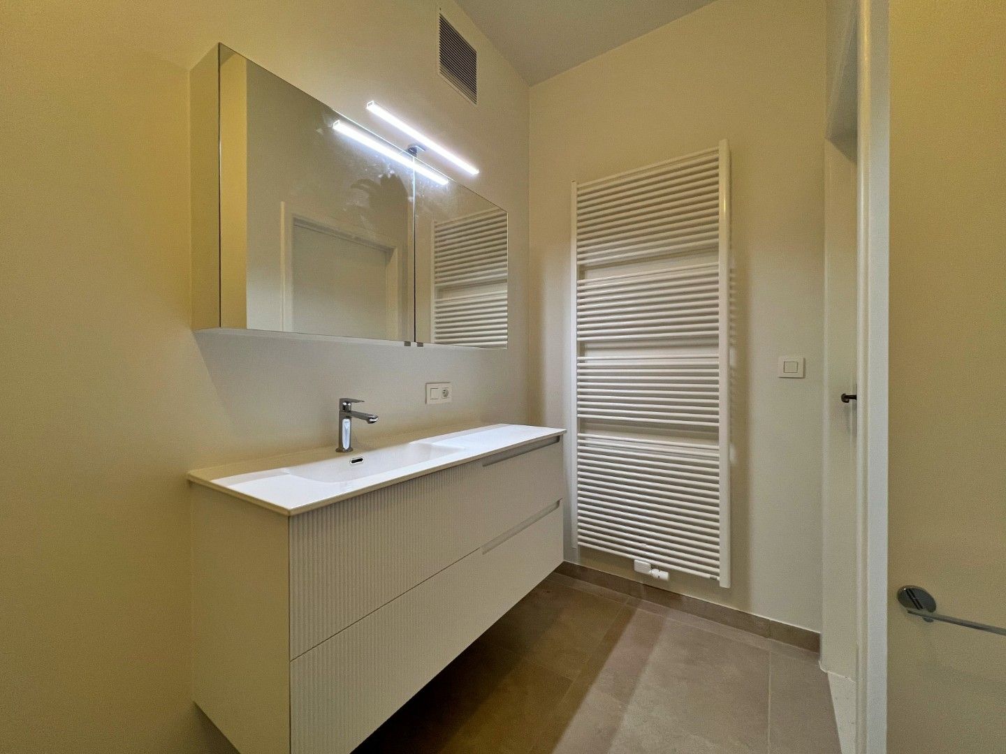 Instapklaar gelijkvloers appartement met terras en garage – Putkapelstraat 71, 9000 Gent foto 20