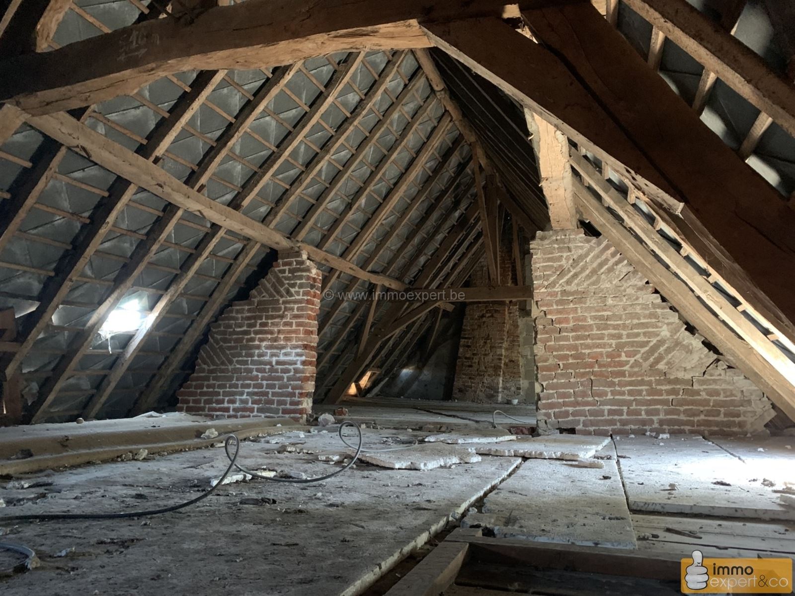 Pajottegem: Unieke hoeve met bijgebouwen en tuin foto 11