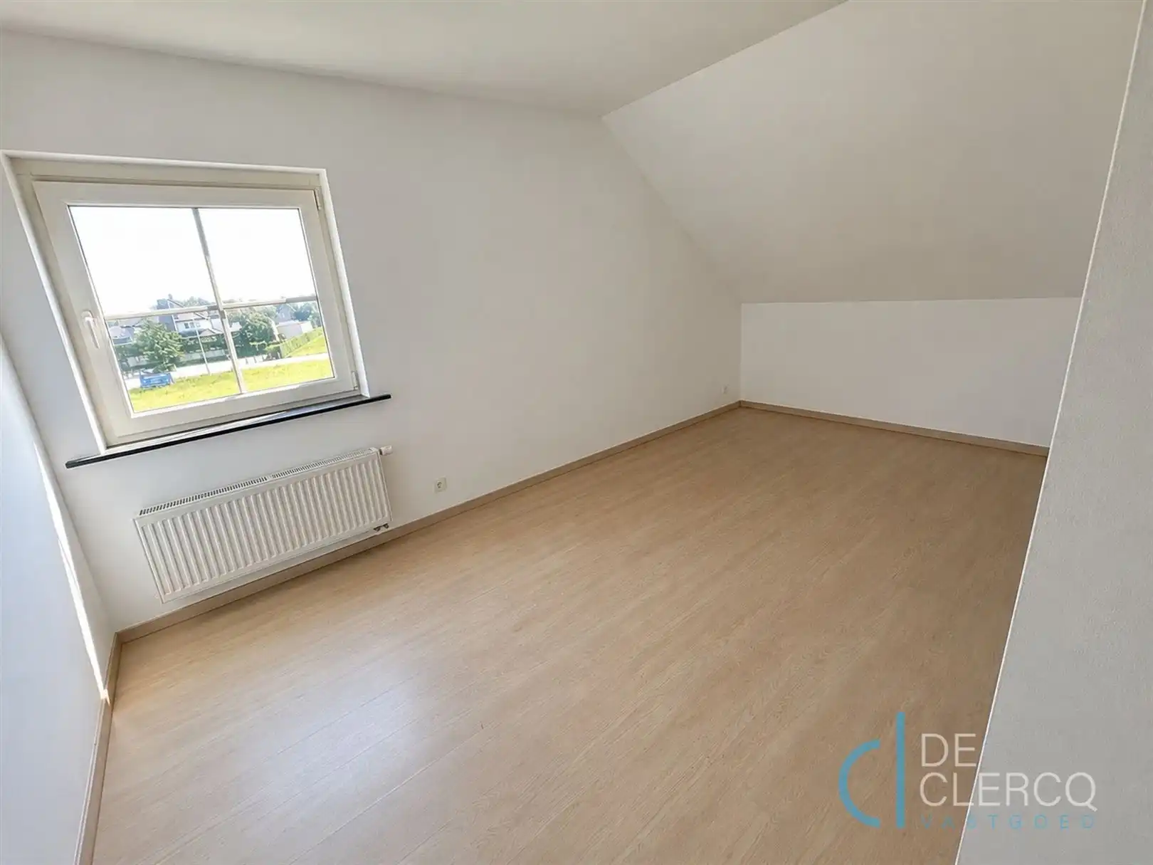 Ruime halfopen bebouwing nabij Lochristi Dorp! foto 7
