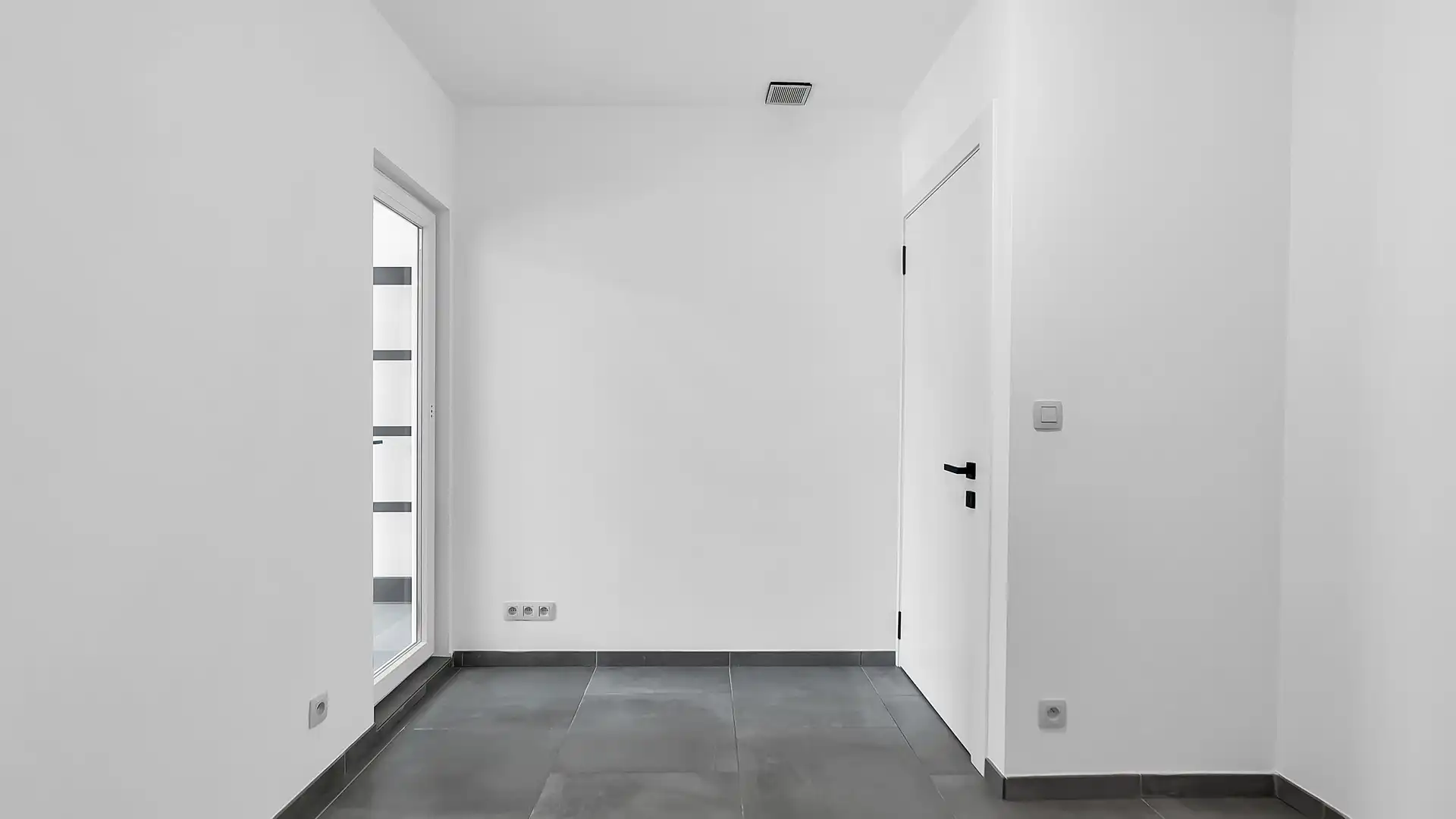 Gelijkvloers appartement met privatieve tuin, volledige onderkelderd en uitzonderlijk gunstig EPC foto 11