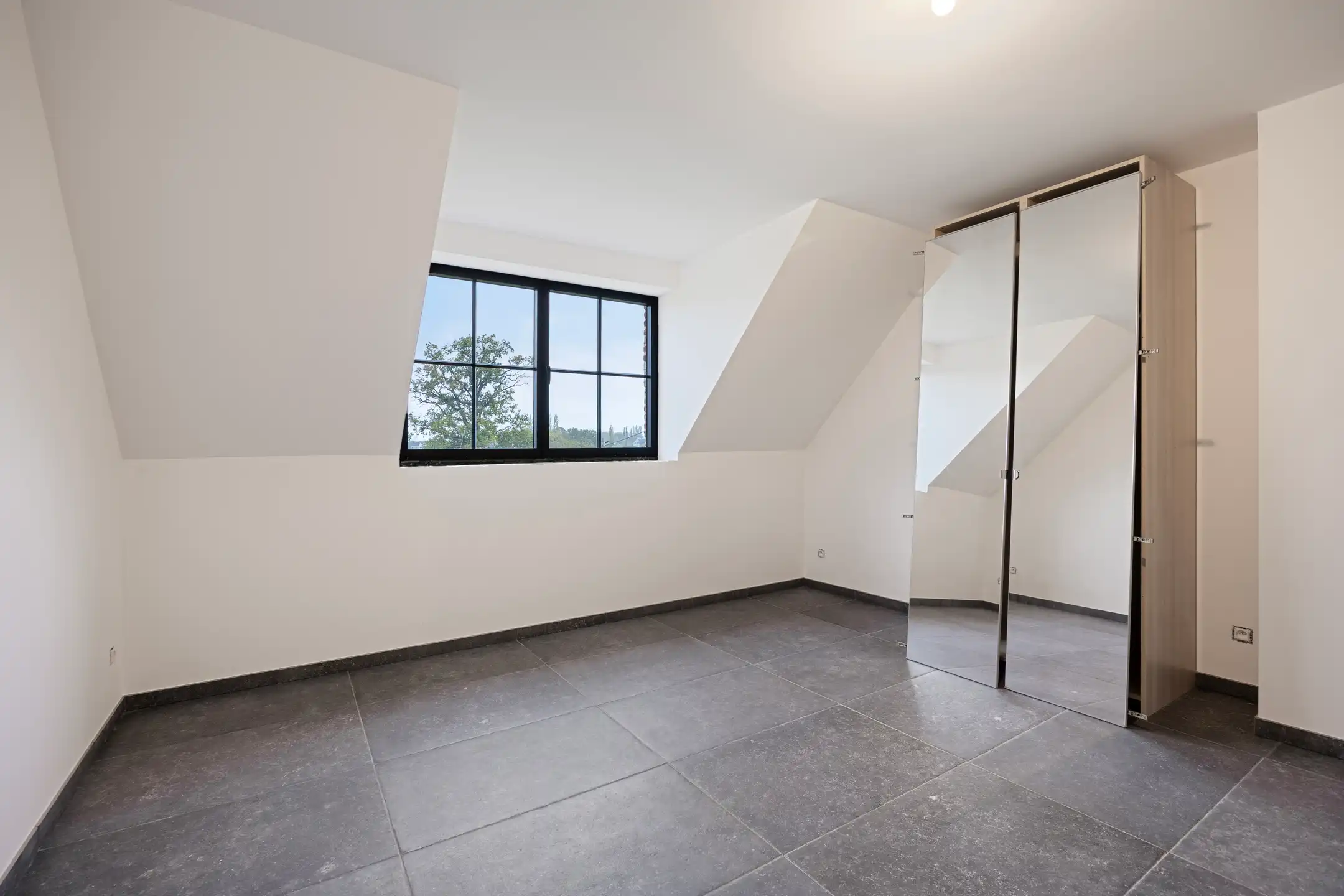 🏡 Nieuwbouwwoning met 4 gevels te koop foto 14