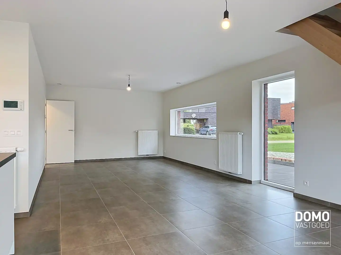 PRACHTIGE WONING MET 3 SLAAPKAMERS EN TUIN foto 3