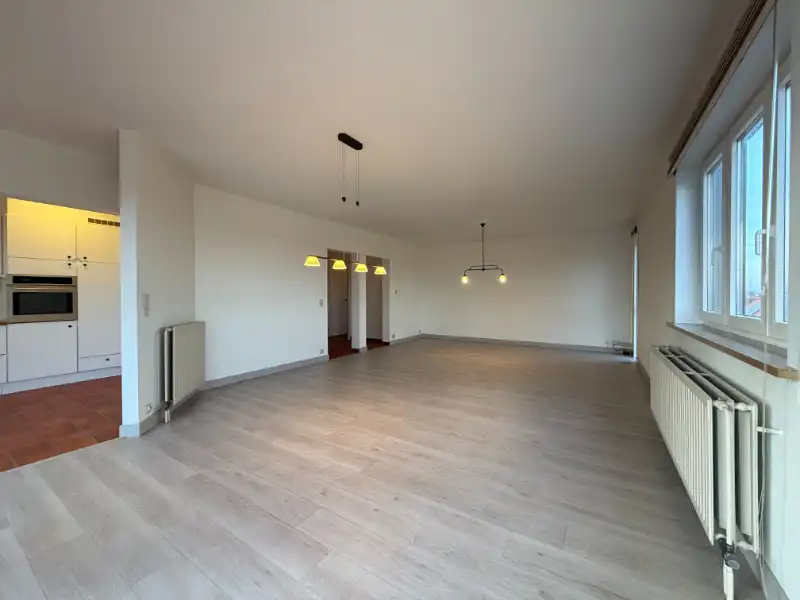 *** COMPROMIS IN OPMAAK *** - Rustig en zongeoriënteerd 3-slaapkamerappartement met terras en open uitzicht op water foto 6