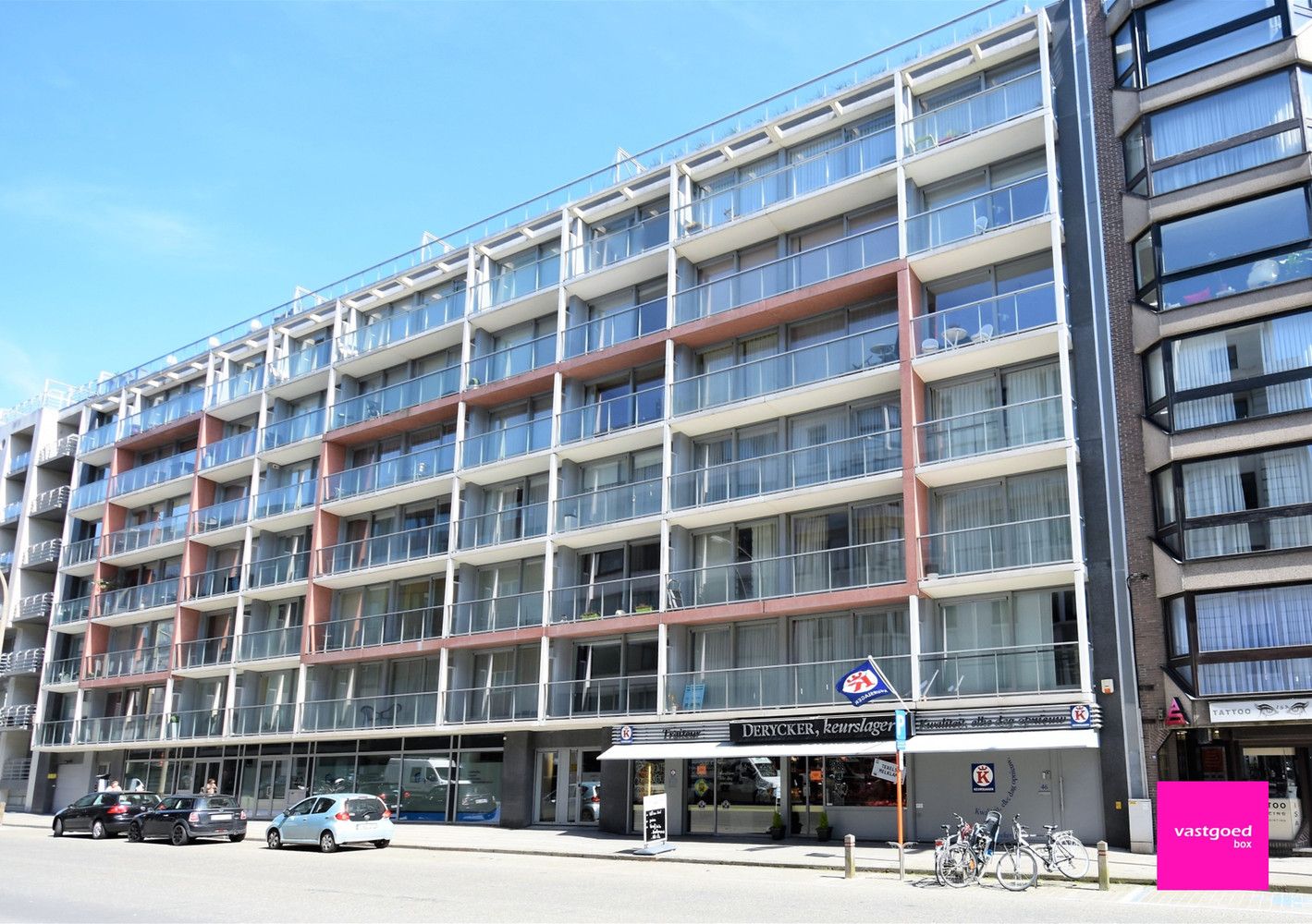 Stijlvol appartement met groot zonneterras, centrum Oostende foto {{pictureIndex}}