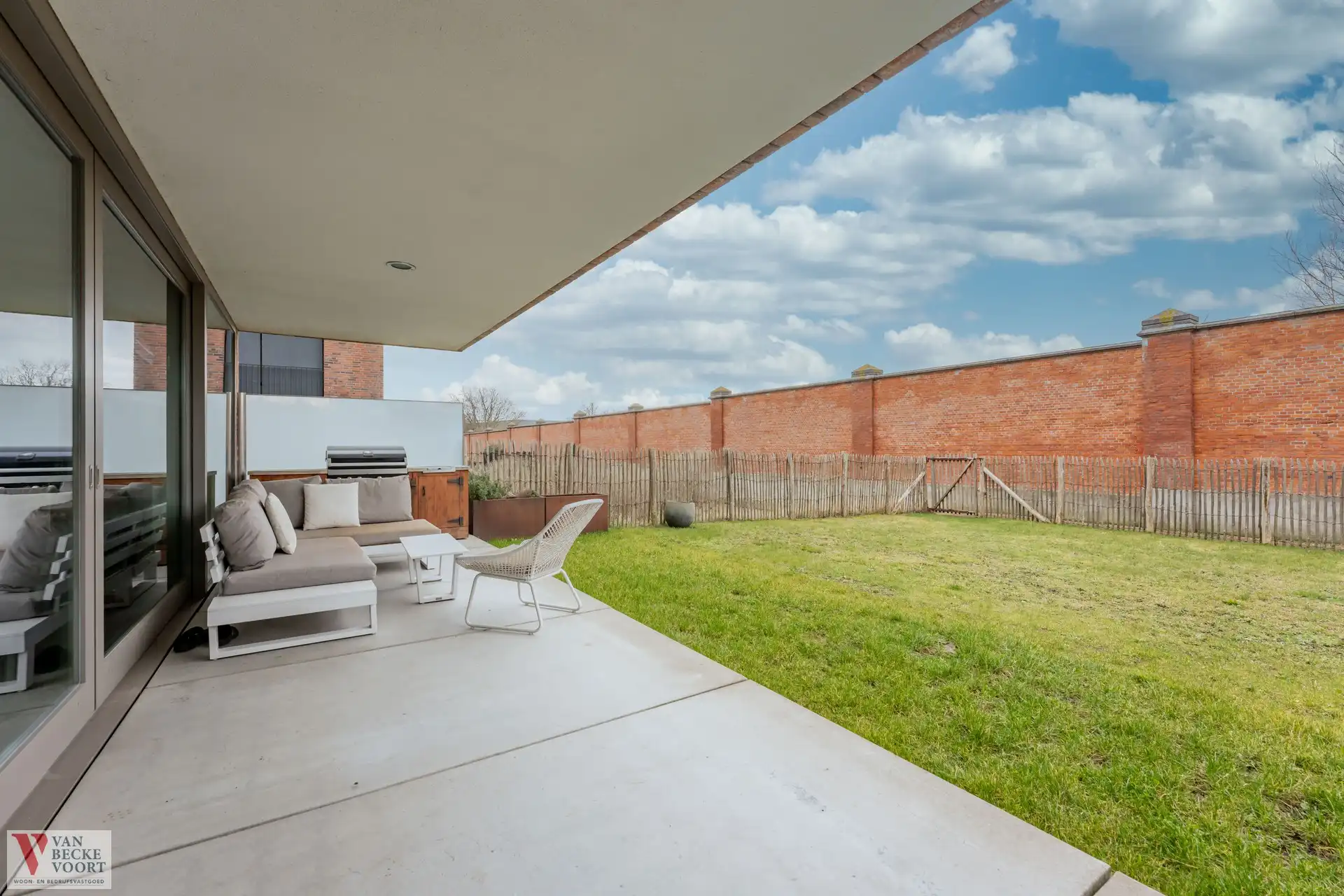 Gelijkvloers appartement op onevenaarbare locatie foto 16