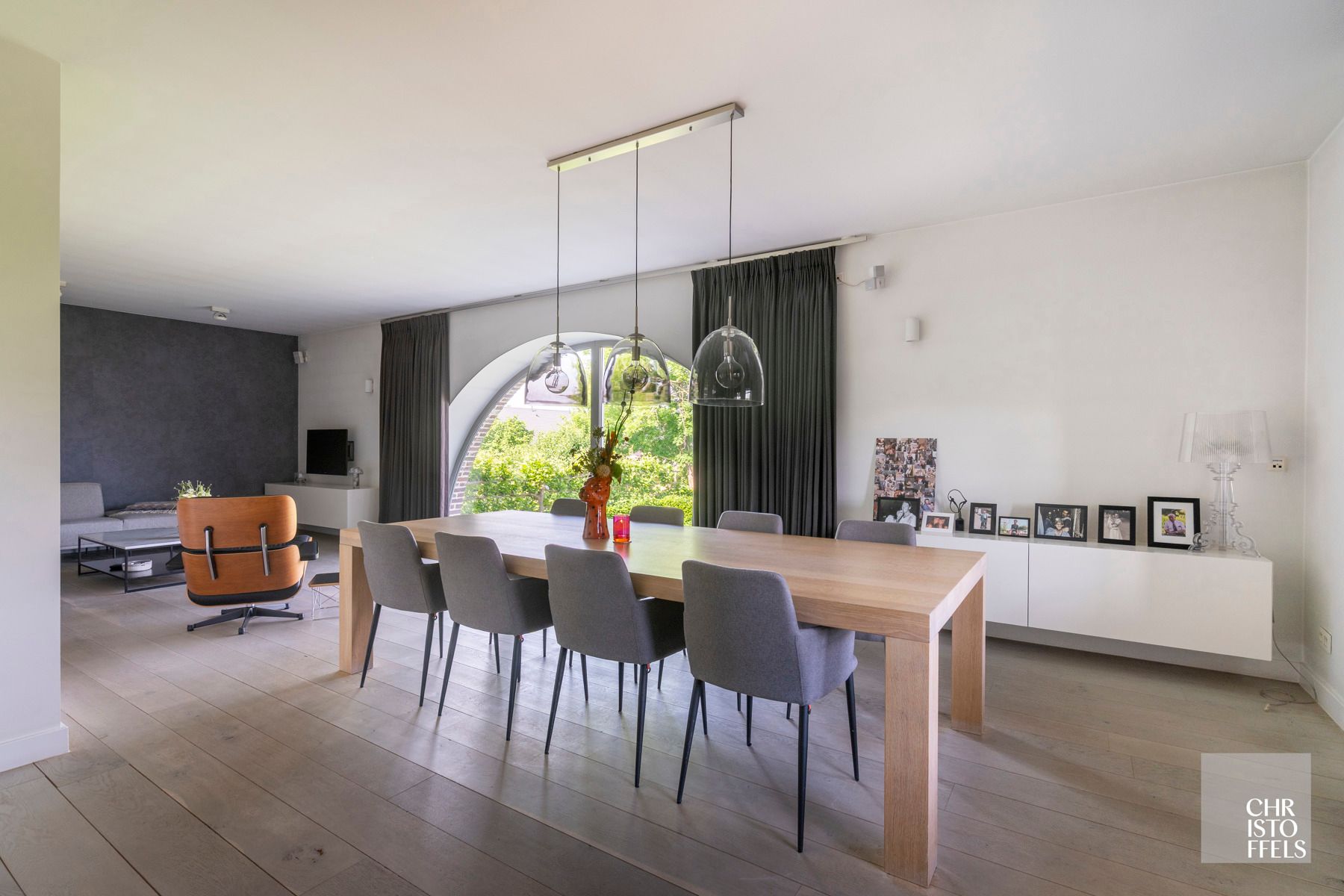 Tijdloze elegantie achter een authentieke gevel – volledig gerenoveerde woning van 303m² foto 12