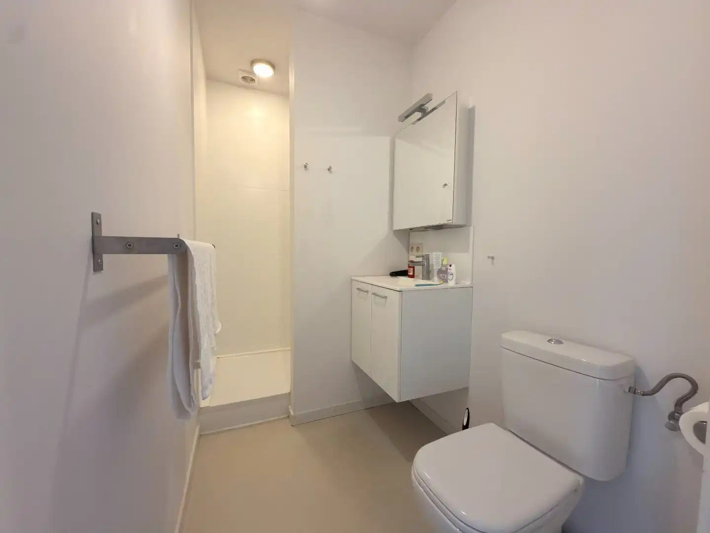 Ruim gerenoveerd appartement in het centrum van Leuven foto 9