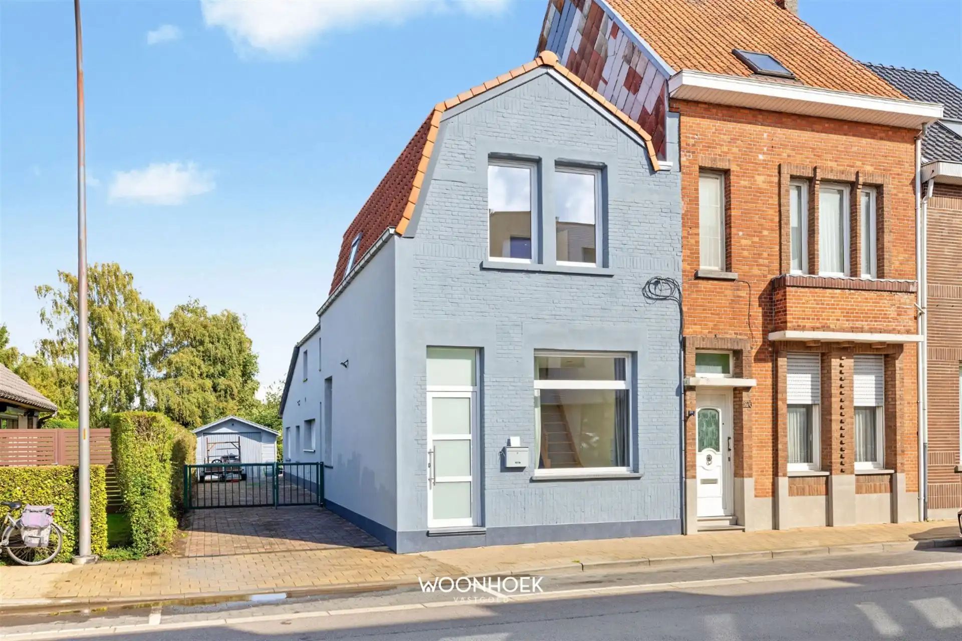 HO bebouwing met 4 slaapkamers op een perceel van 937 m² foto {{pictureIndex}}