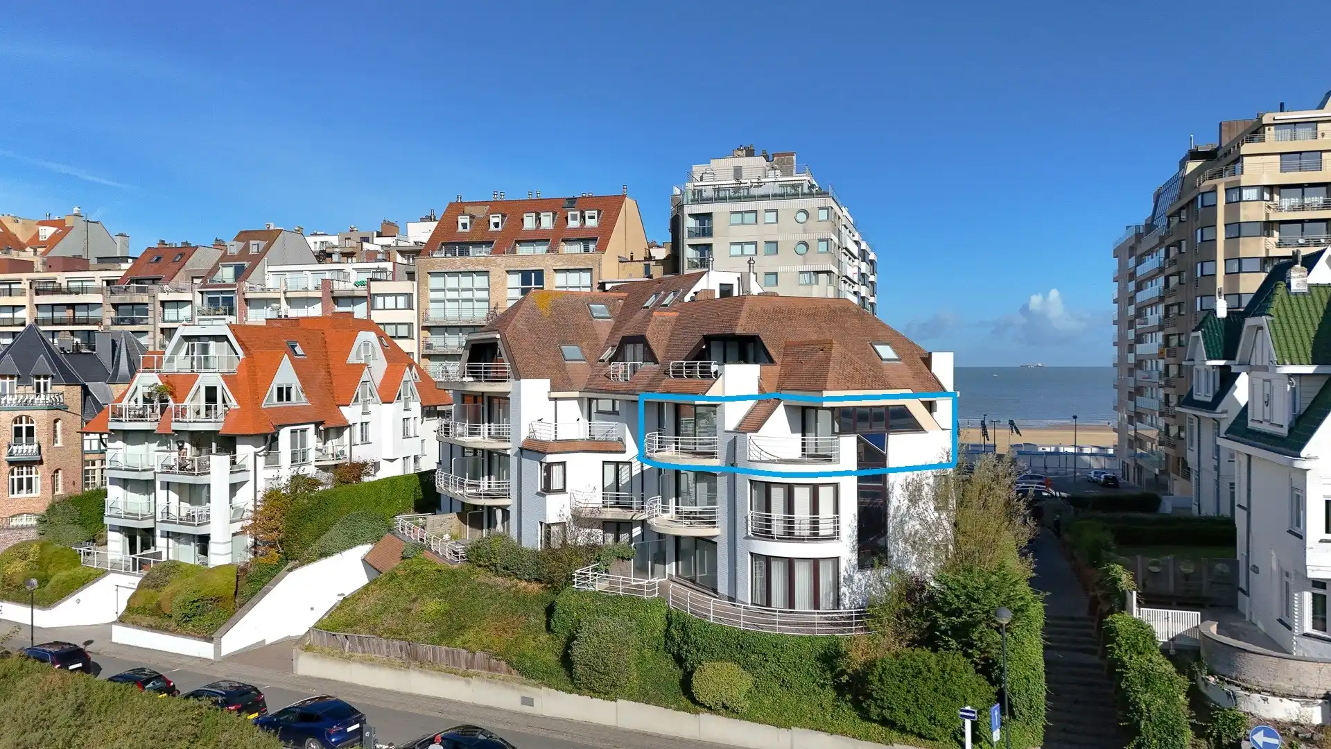 Zonnig appartement in Duinbergen met garage-optie foto {{pictureIndex}}