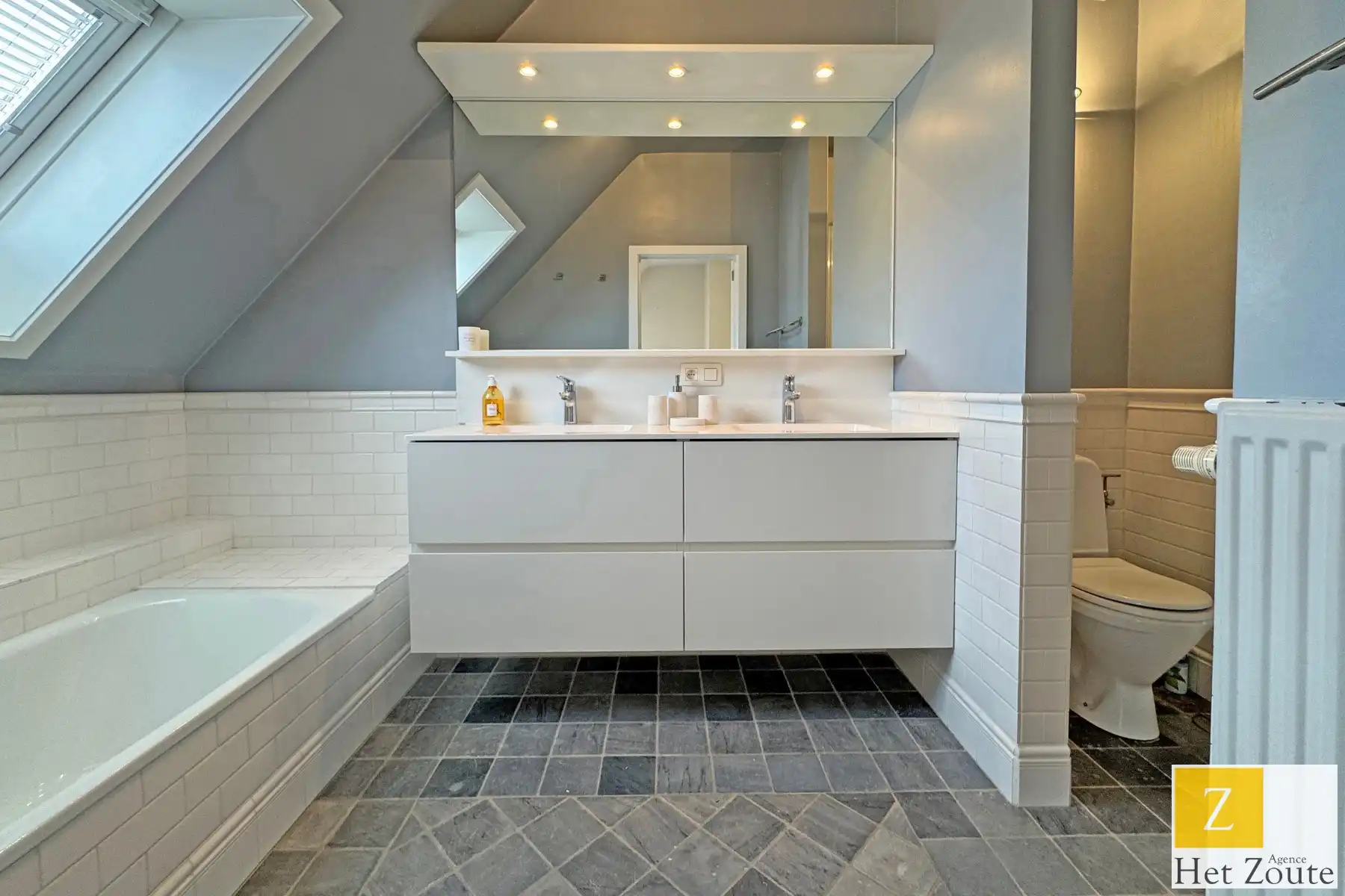 Gemeubeld Penthouse in het hart van het Zoute foto 31