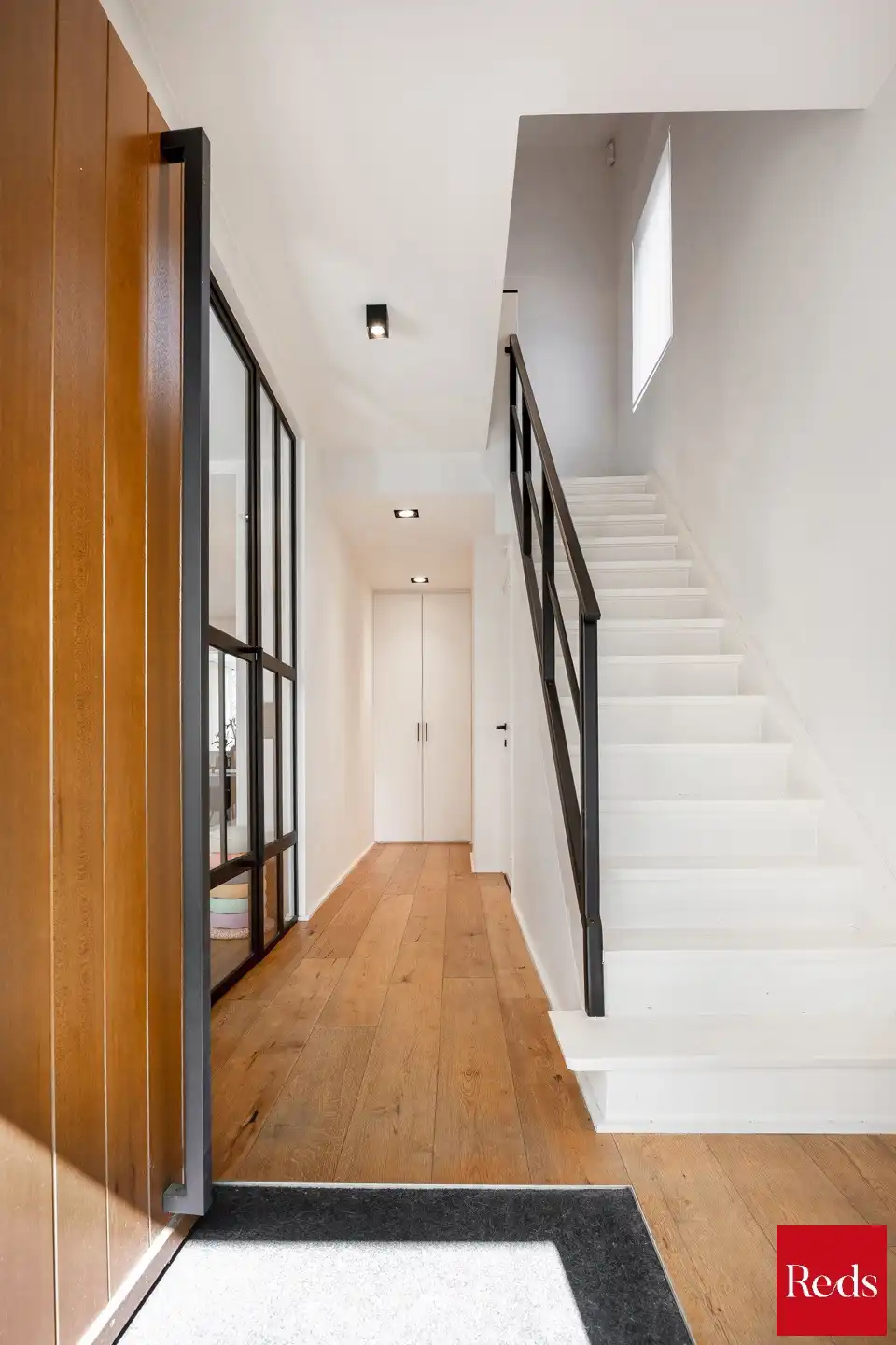 Stijlvolle woning op groene toplocatie nabij het centrum foto 7