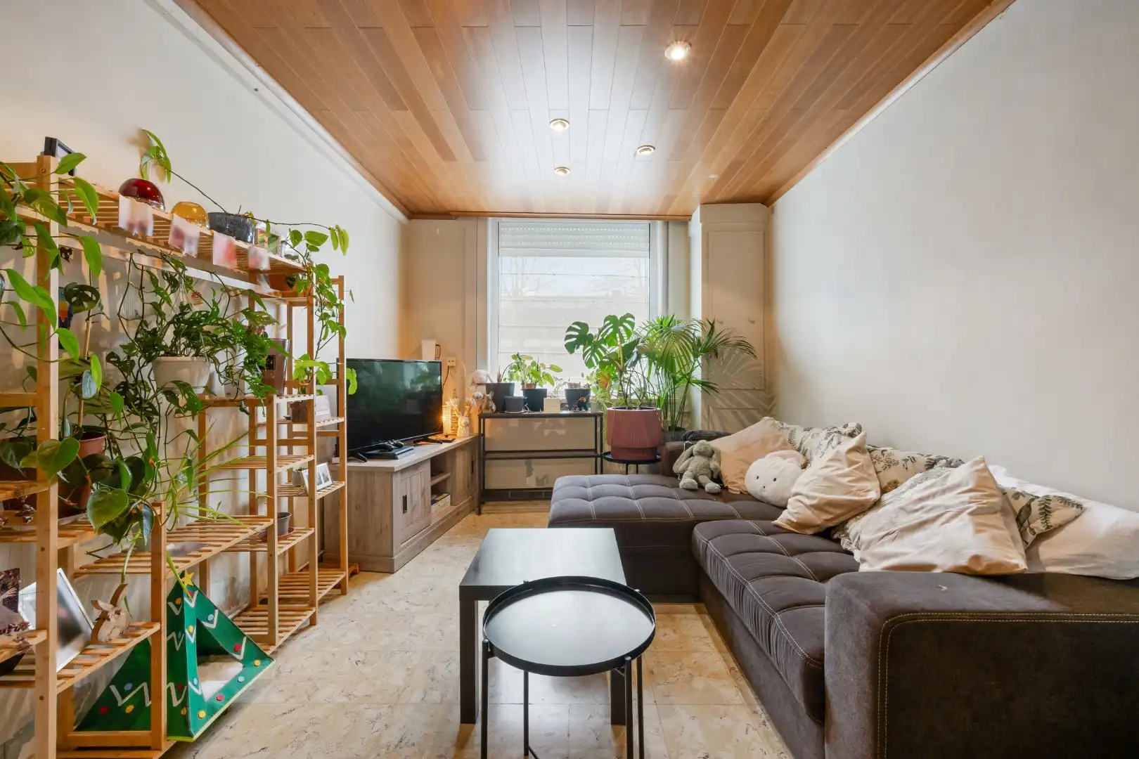 Woning met 4 slaapkamers en tuin in het centrum van Menen foto 3