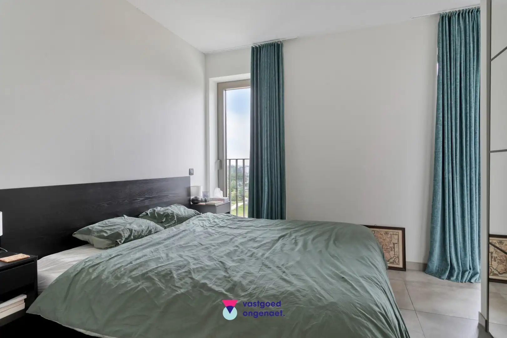 Stijlvol appartement met terras op toplocatie foto 6