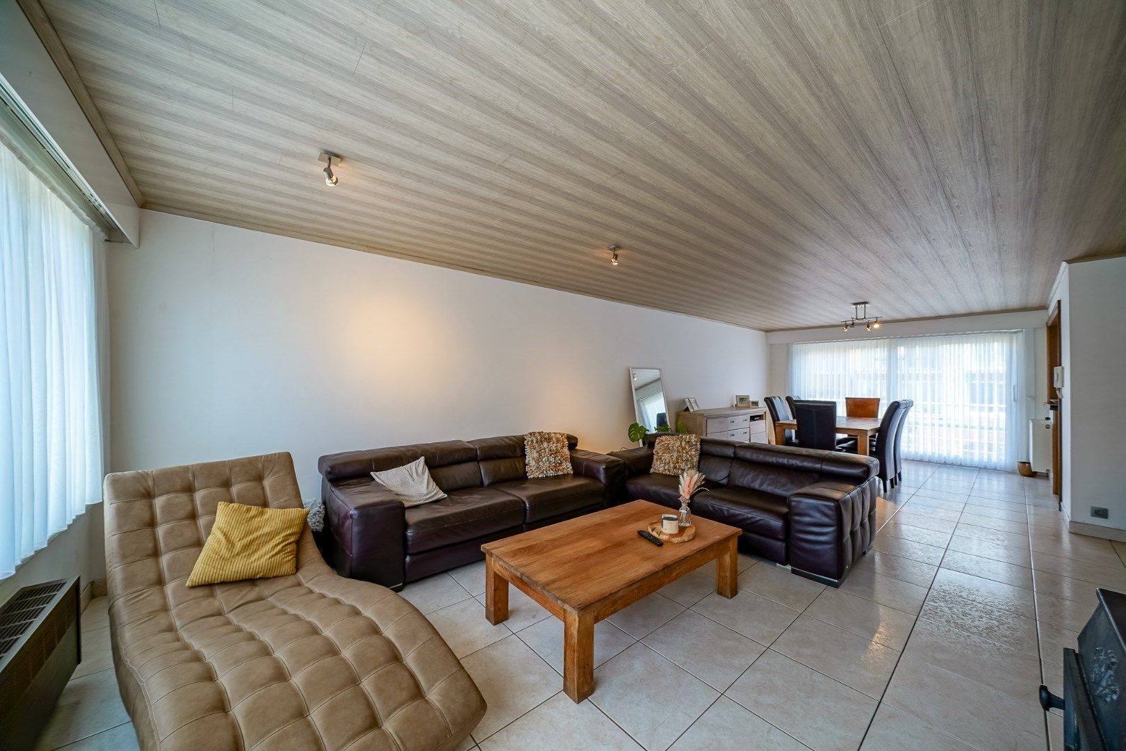 Ruime bel-étagewoning met garage en 3 slaapkamers foto 6
