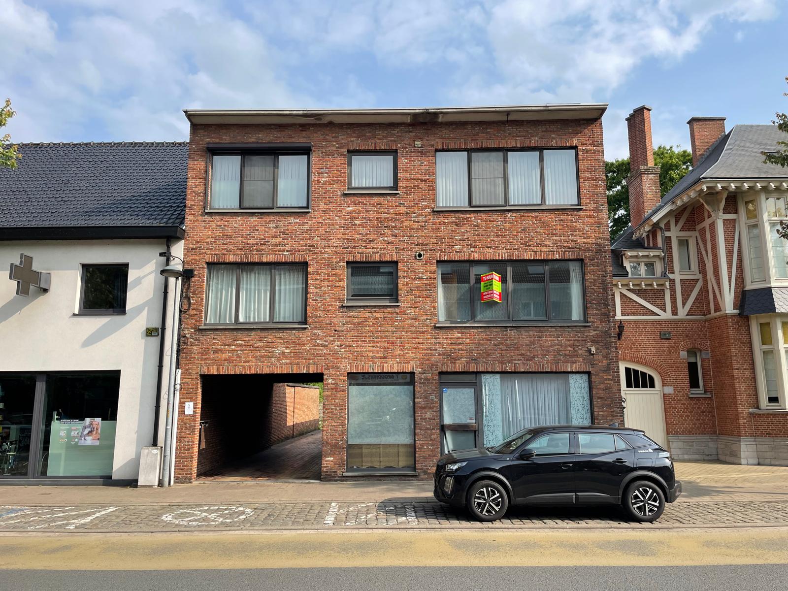 Centraal app. 2 slpks + garage foto {{pictureIndex}}