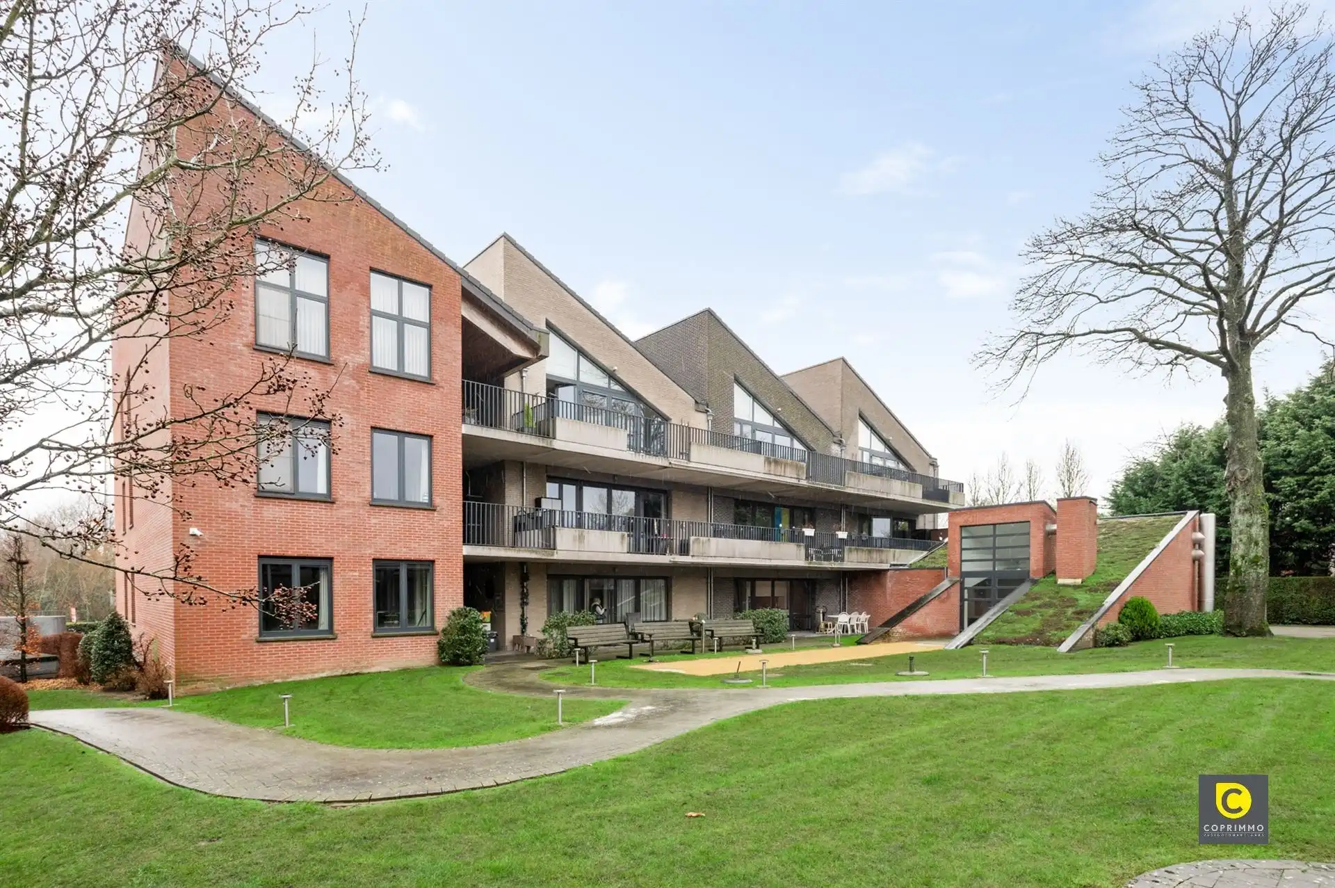 Assistentie app: 1 slk en T  foto {{pictureIndex}}