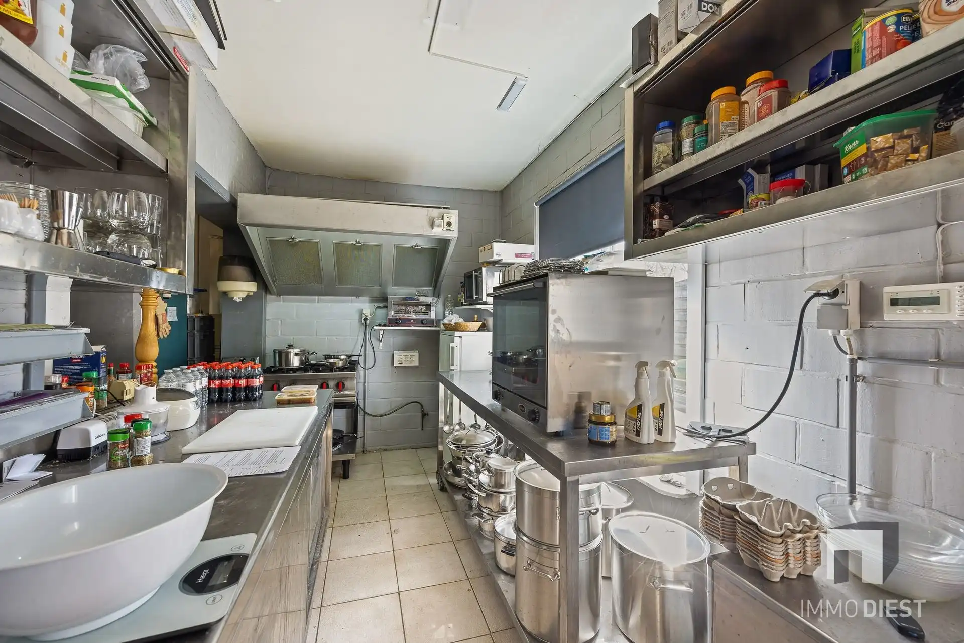 Vroegere café met woning met 4 ruime slaapkamers foto 29